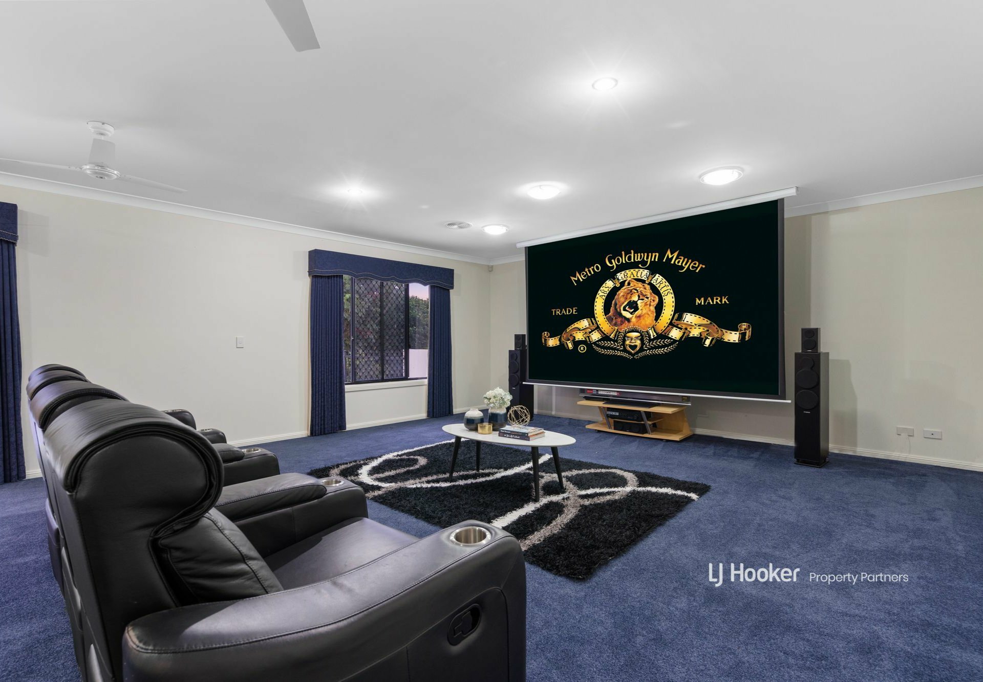 63 Dandelion Street, EIGHT MILE PLAINS