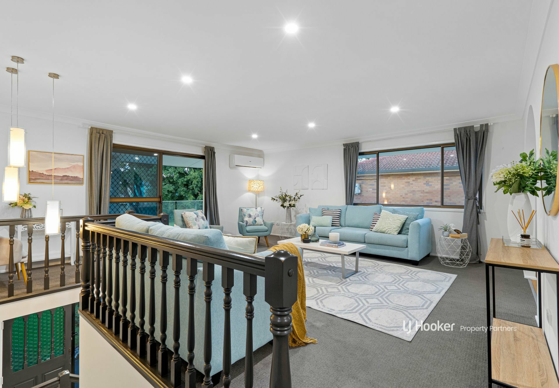 9 Mapleleaf Street, EIGHT MILE PLAINS