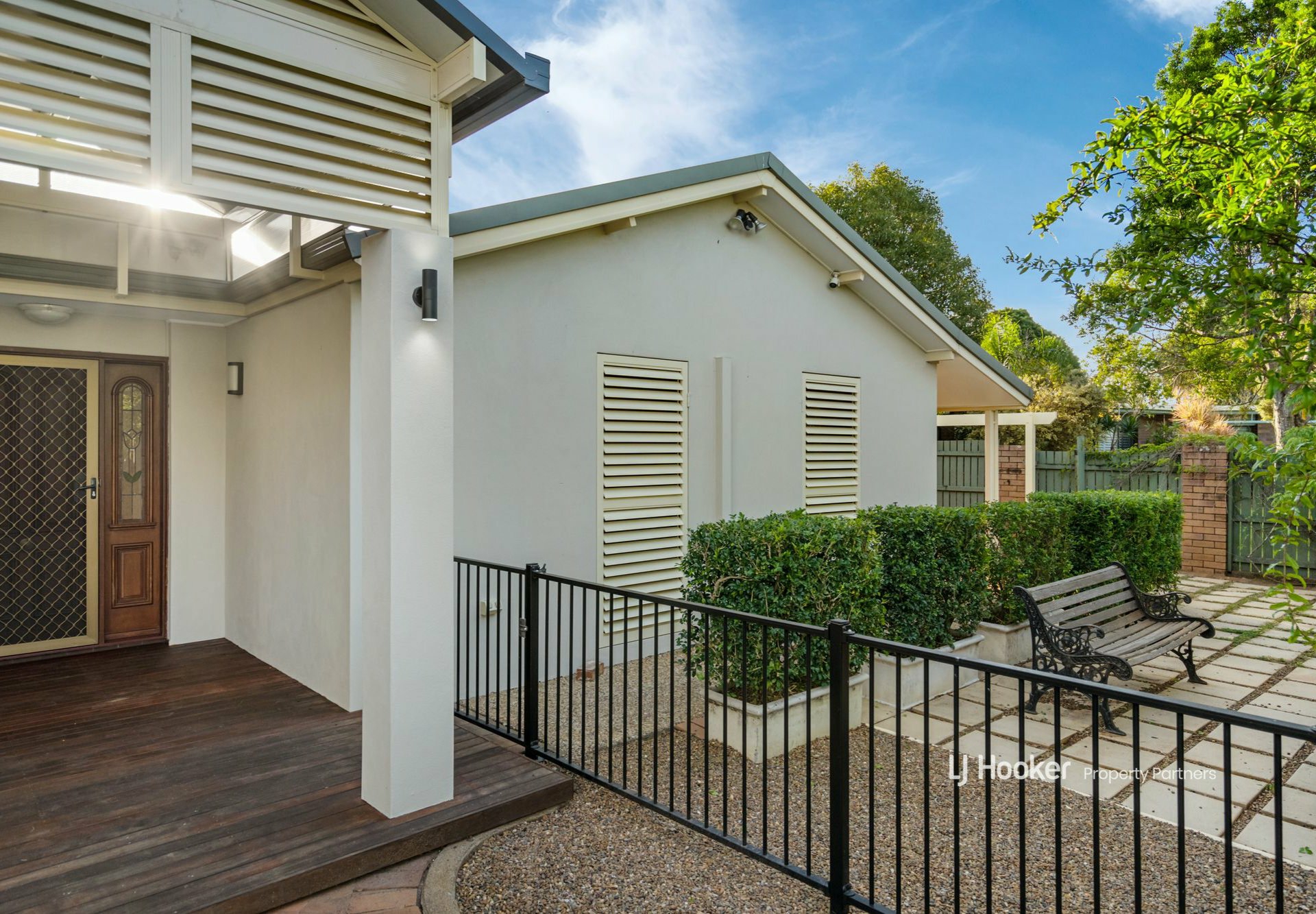 27 Amarna Street, EIGHT MILE PLAINS