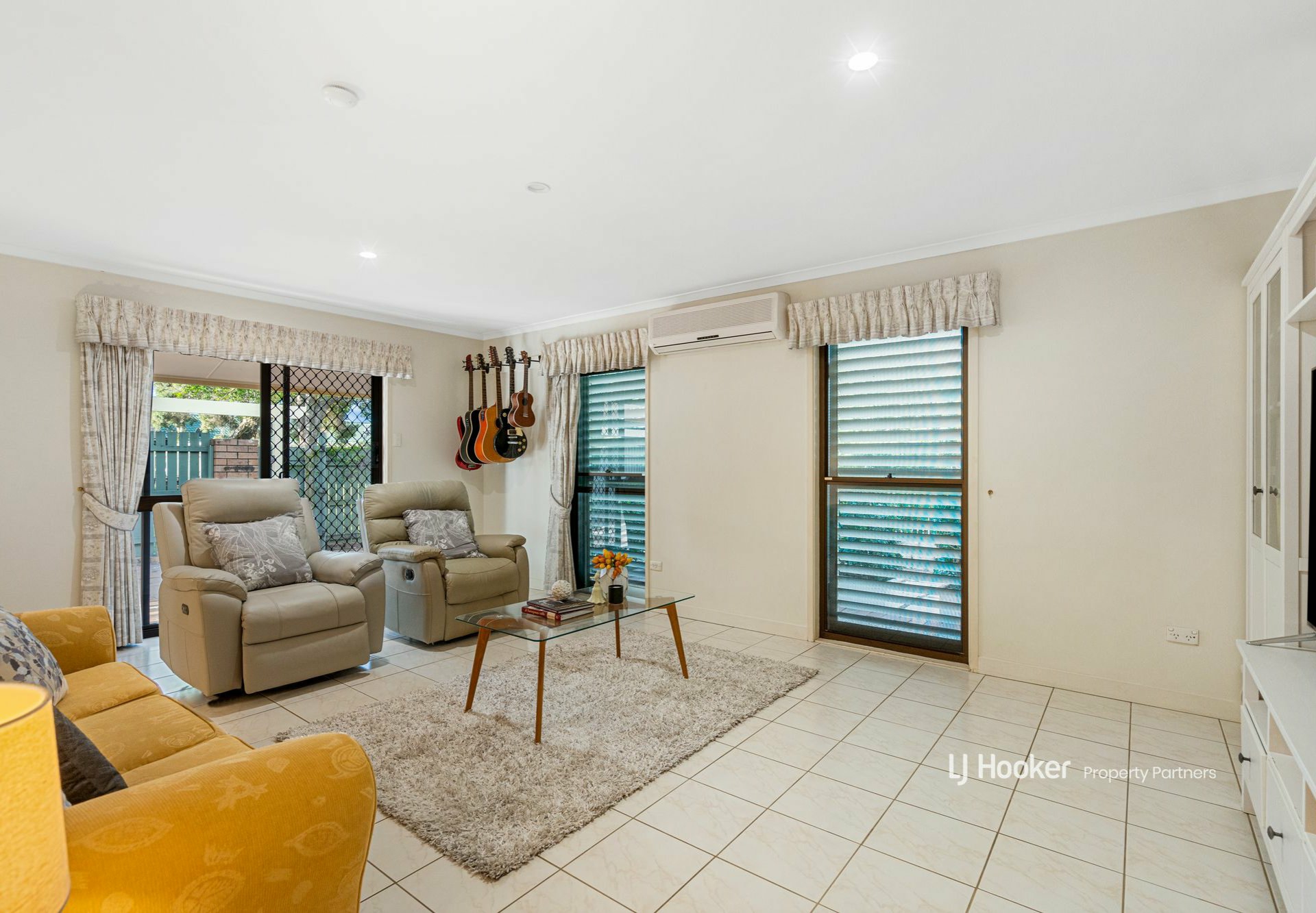 27 Amarna Street, EIGHT MILE PLAINS