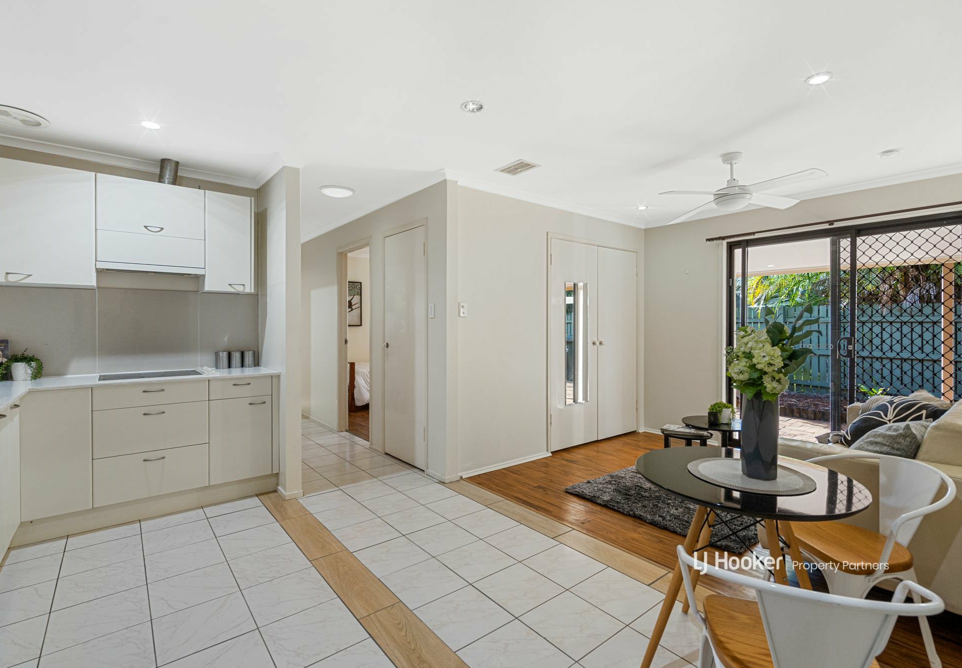 27 Amarna Street, EIGHT MILE PLAINS