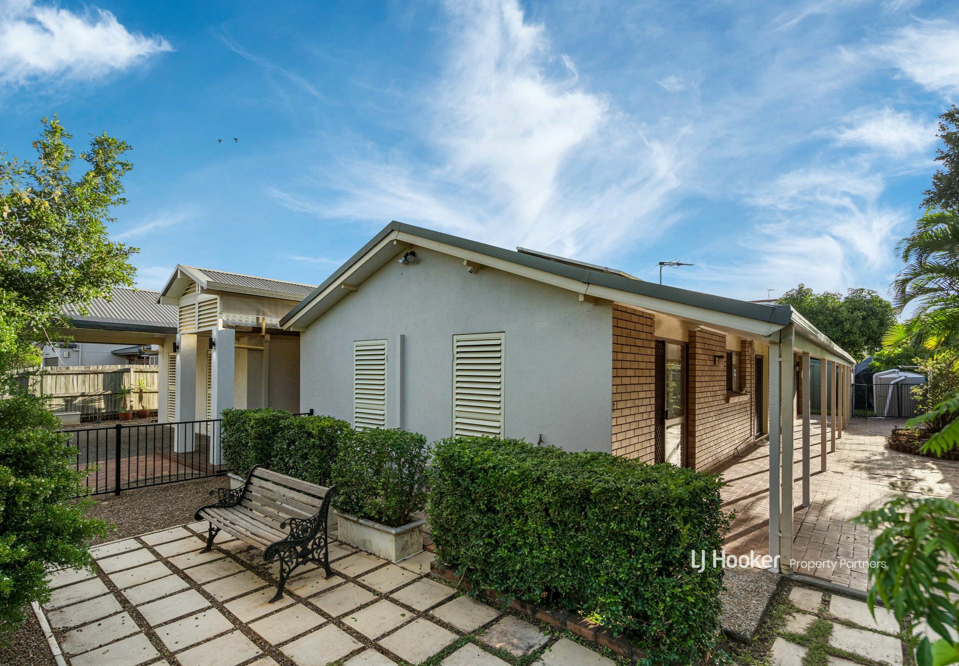 27 Amarna Street, EIGHT MILE PLAINS