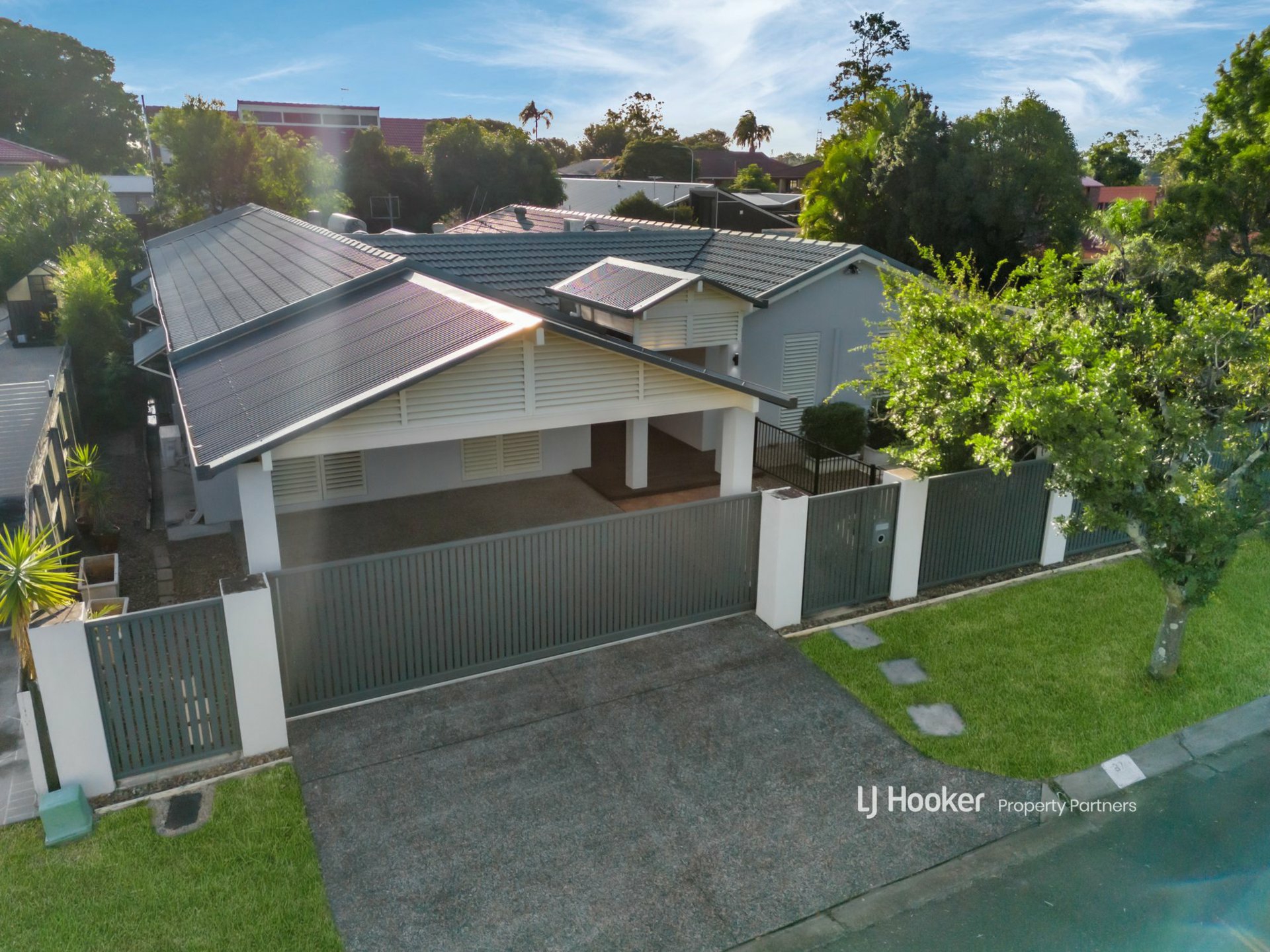 27 Amarna Street, EIGHT MILE PLAINS