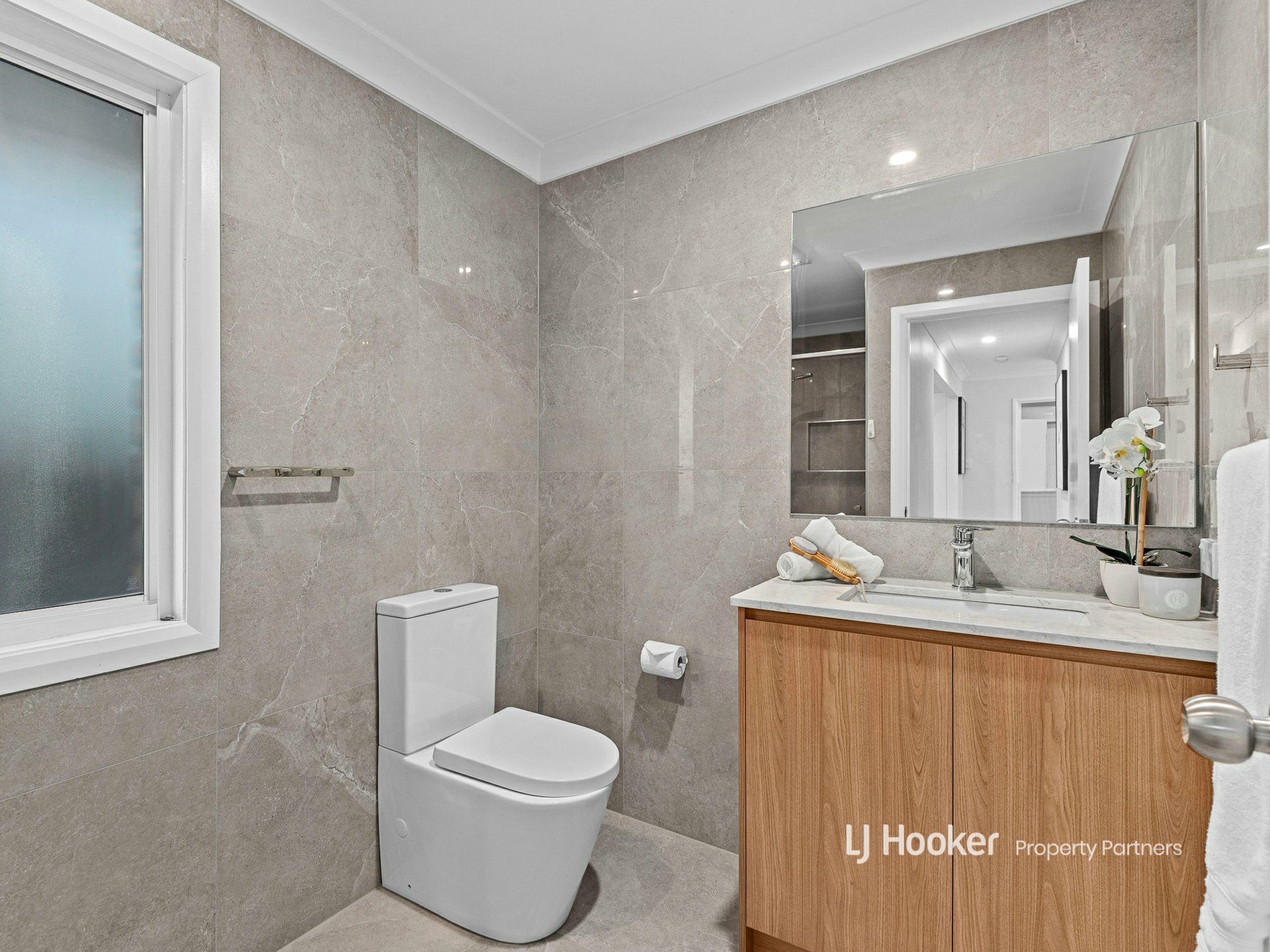 28 Kenora Street, MANSFIELD