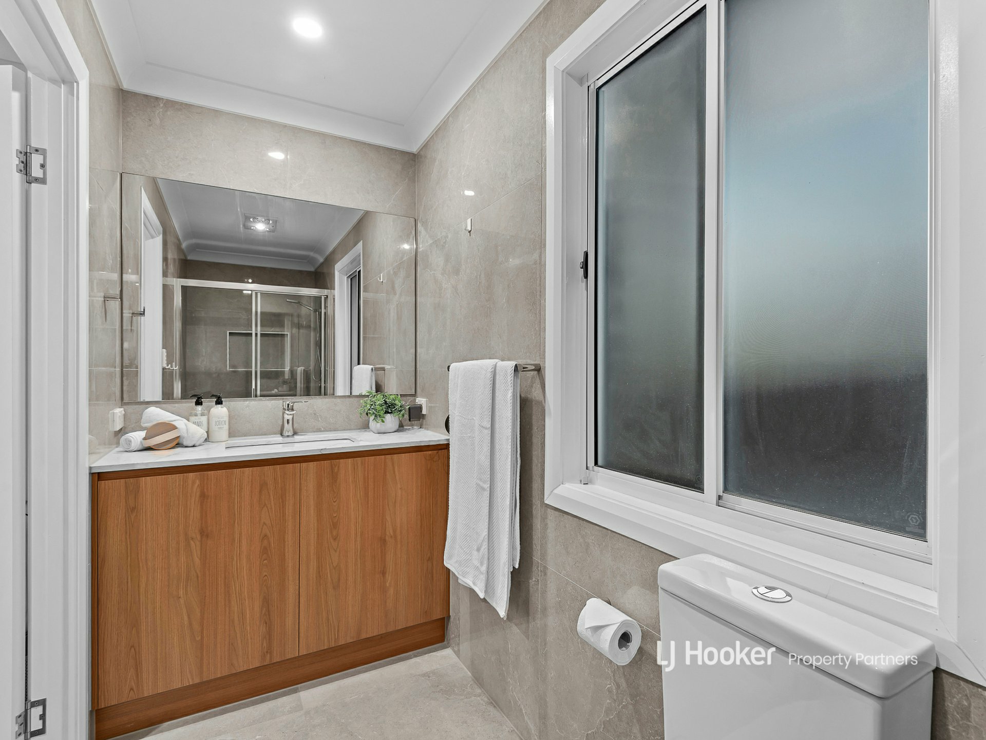 28 Kenora Street, MANSFIELD