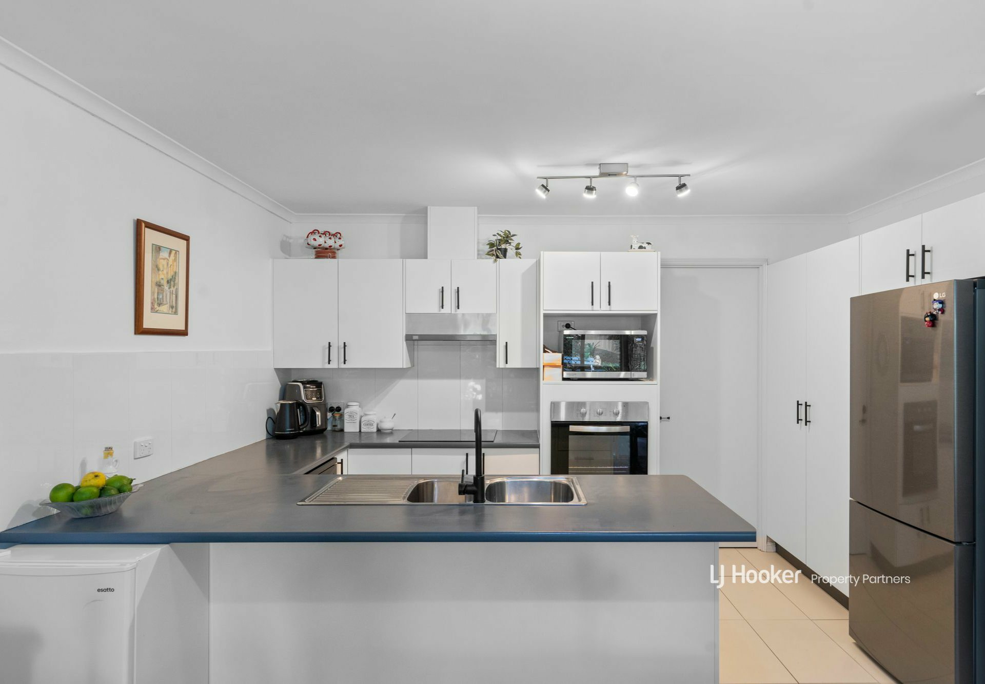27/5 Carrington Court, ALGESTER