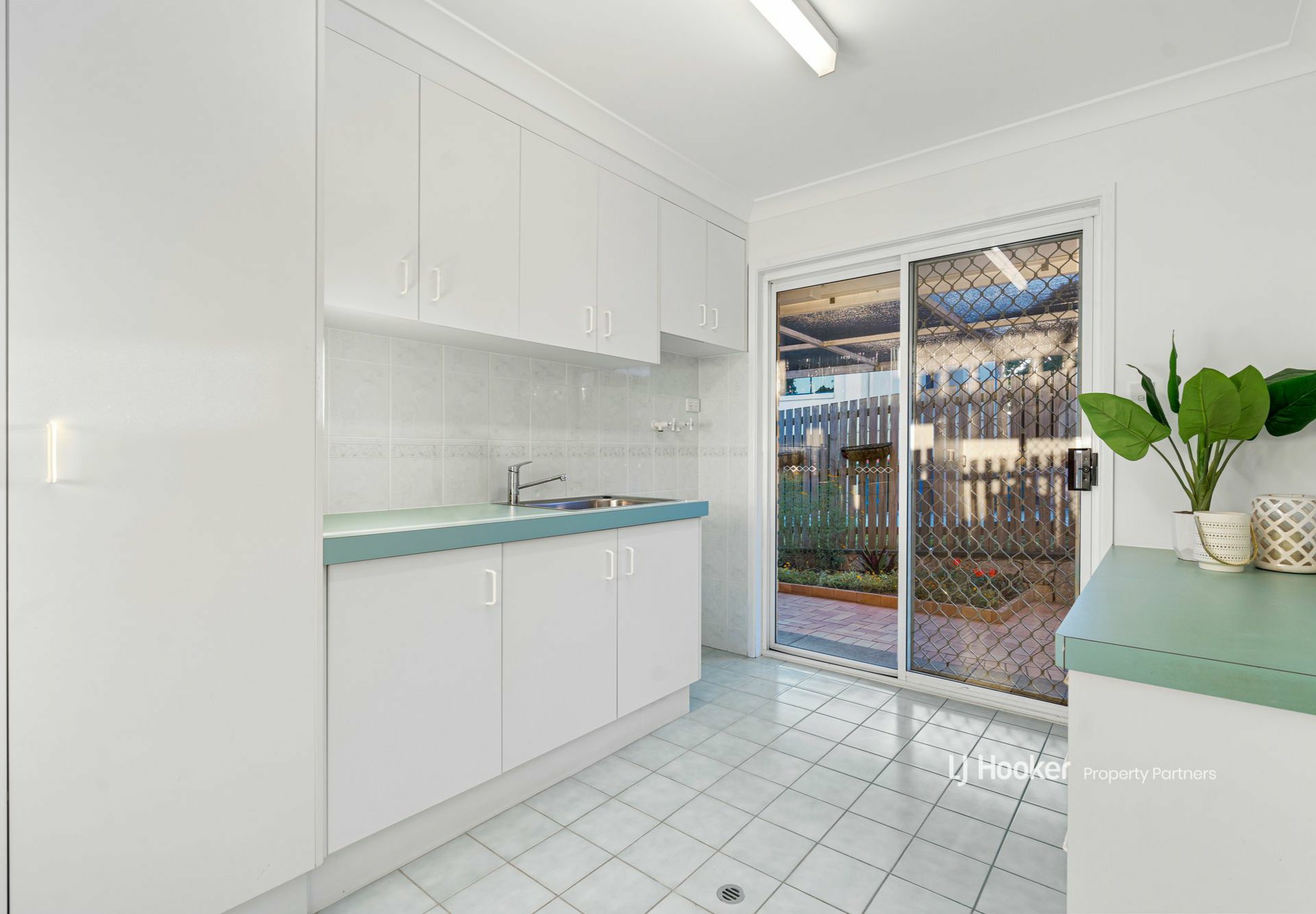77 Dixon Street, SUNNYBANK