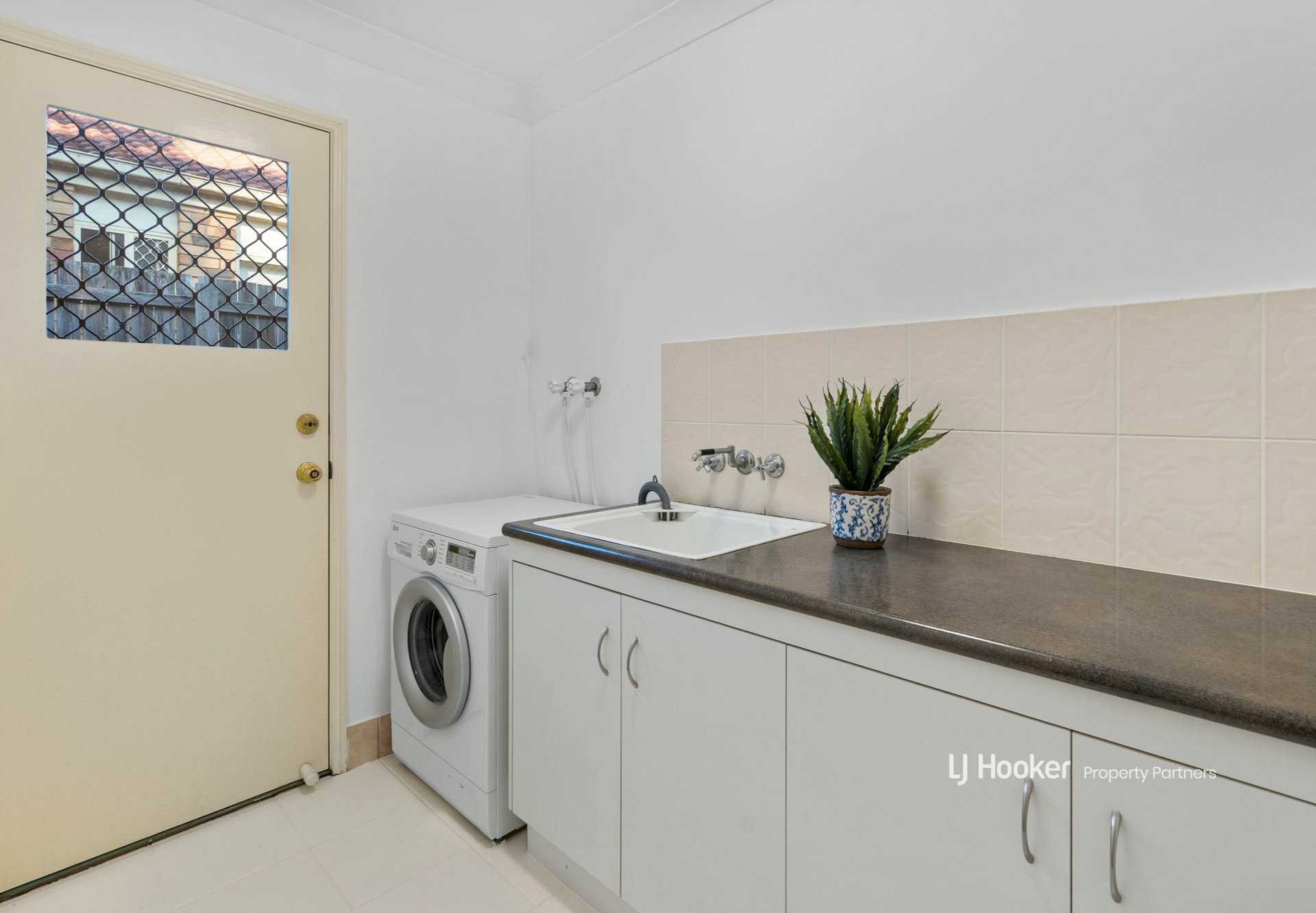 8 Tupelo Street, CALAMVALE