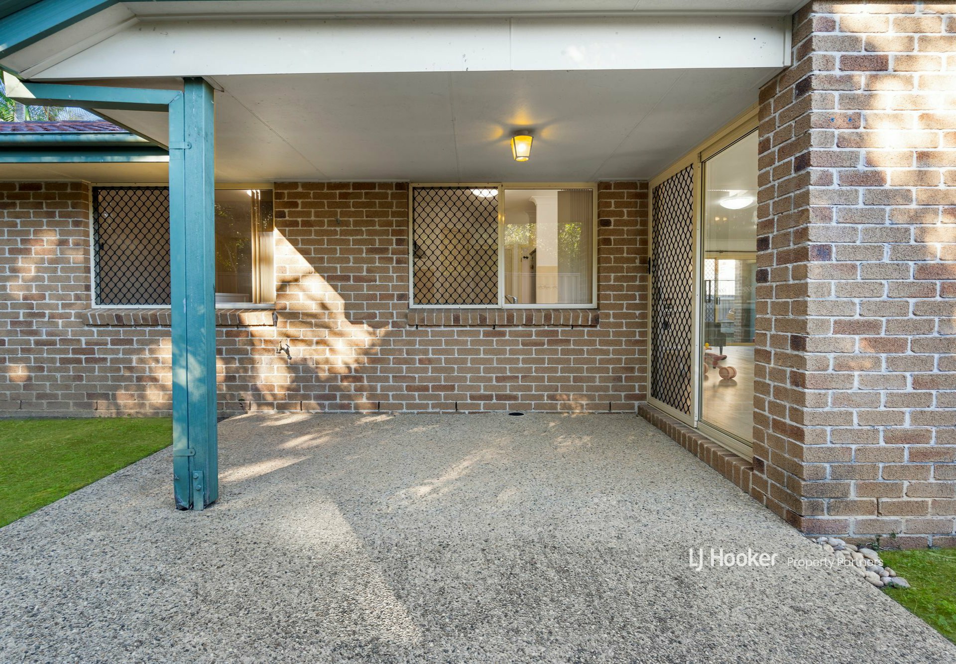 8 Tupelo Street, CALAMVALE
