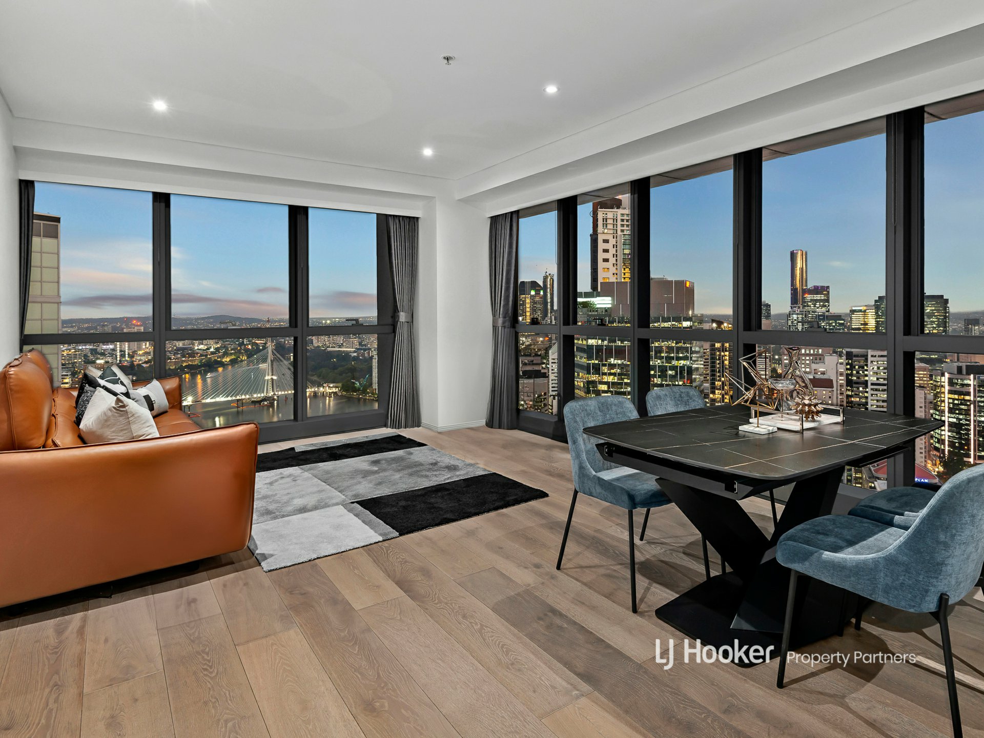 4202/501 Adelaide Street, BRISBANE CITY