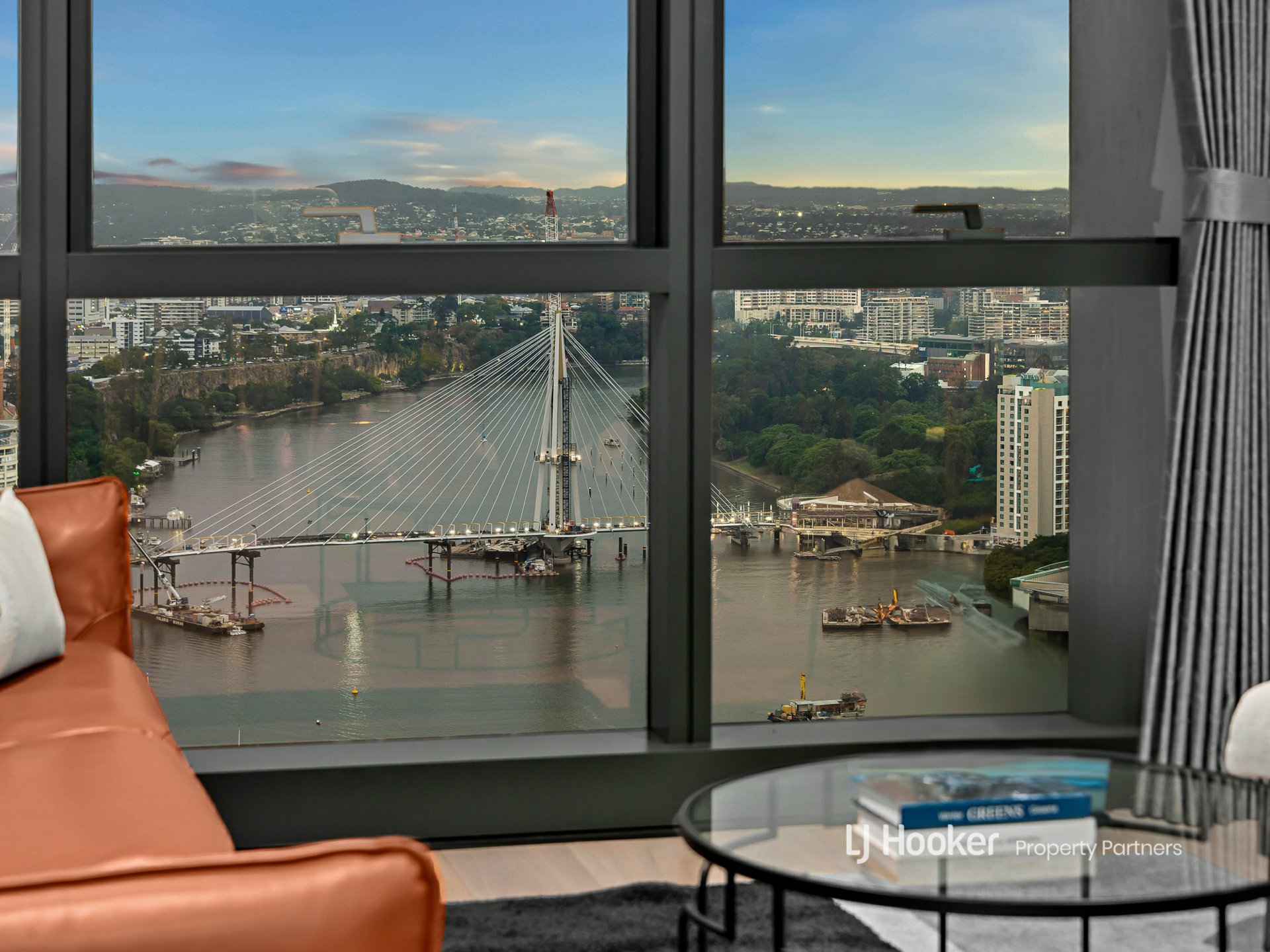 4202/501 Adelaide Street, BRISBANE CITY
