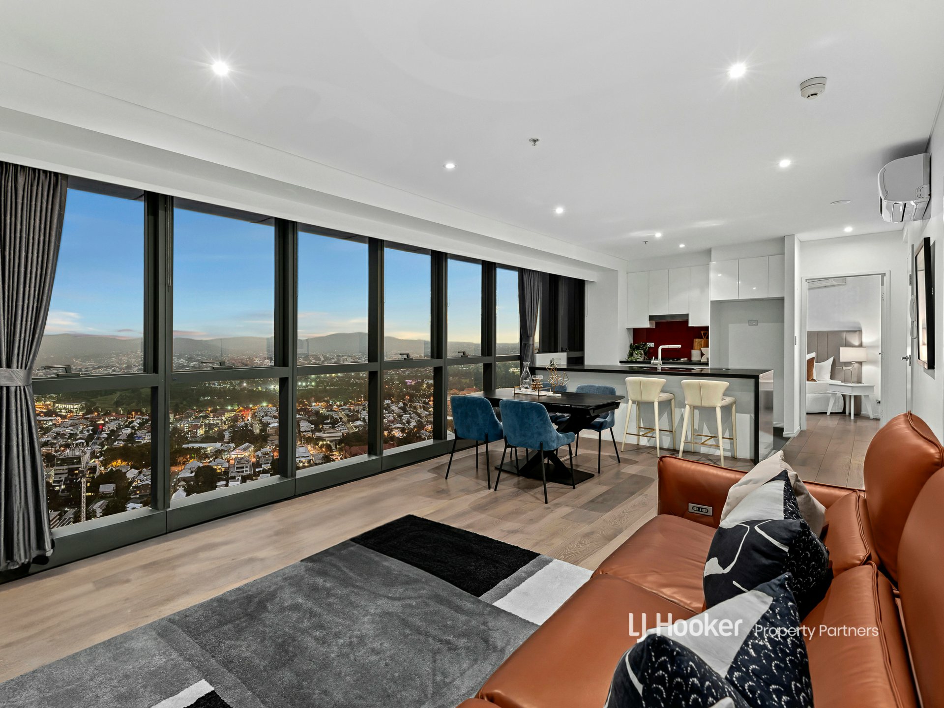4202/501 Adelaide Street, BRISBANE CITY