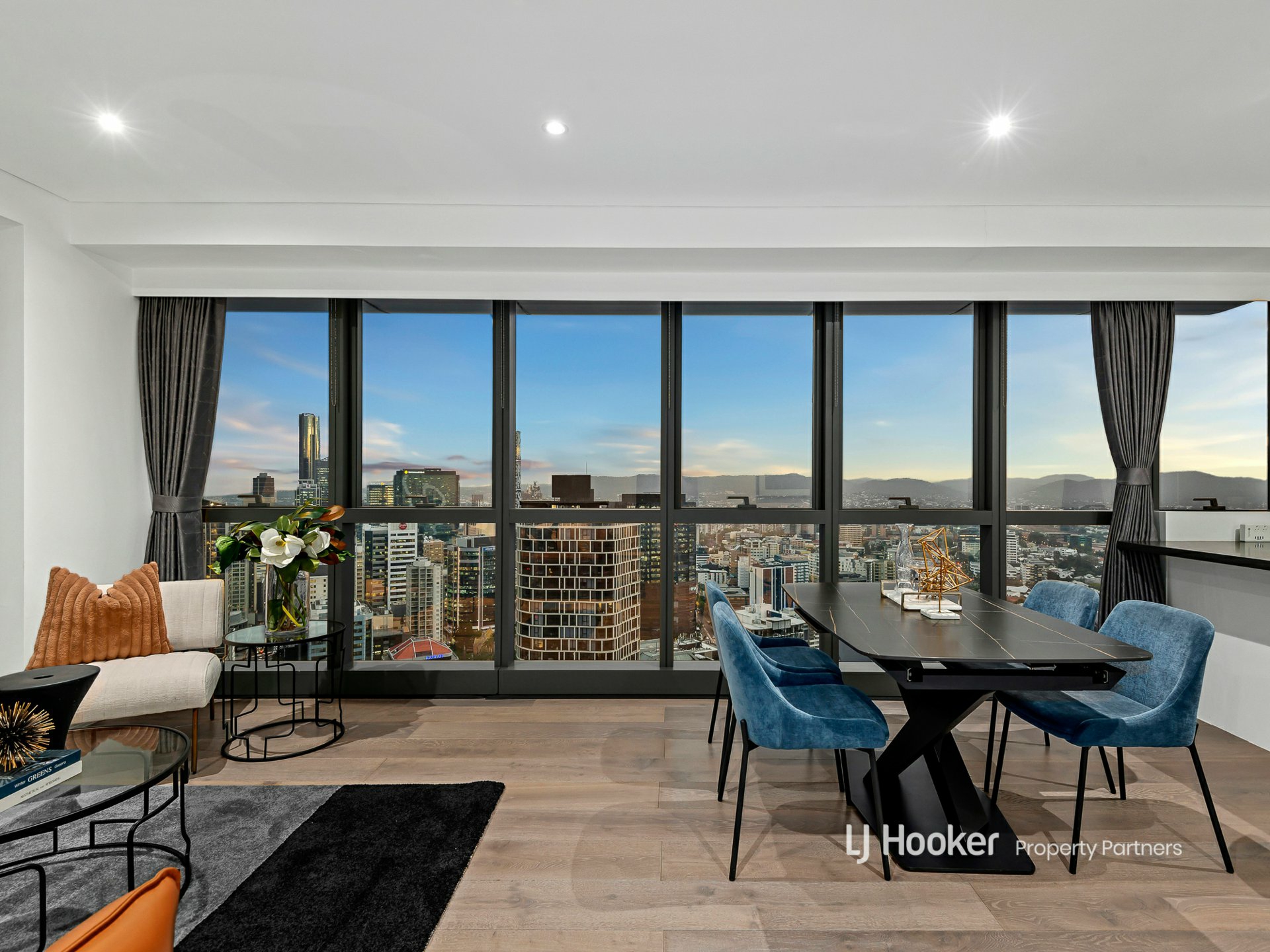 4202/501 Adelaide Street, BRISBANE CITY