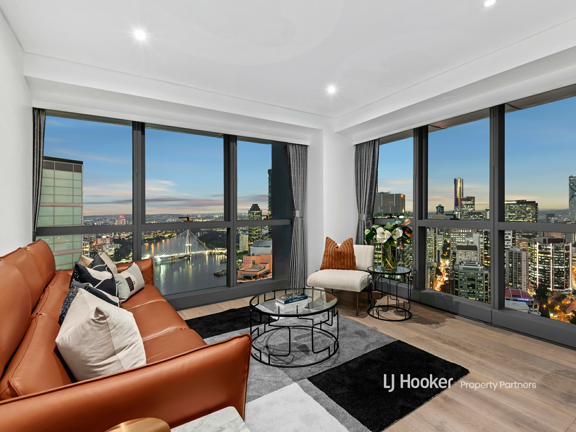 4202/501 Adelaide Street, BRISBANE CITY