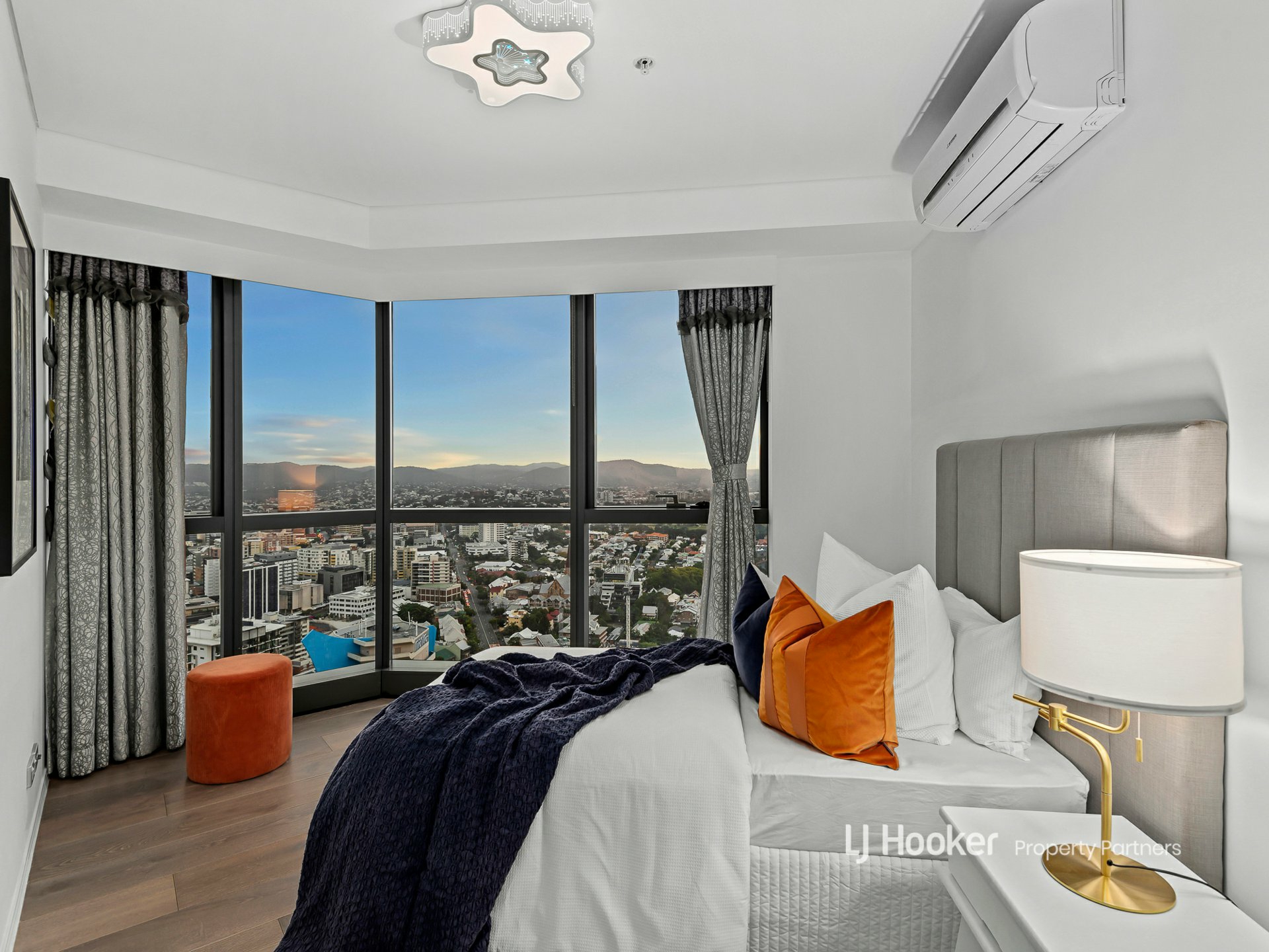 4202/501 Adelaide Street, BRISBANE CITY