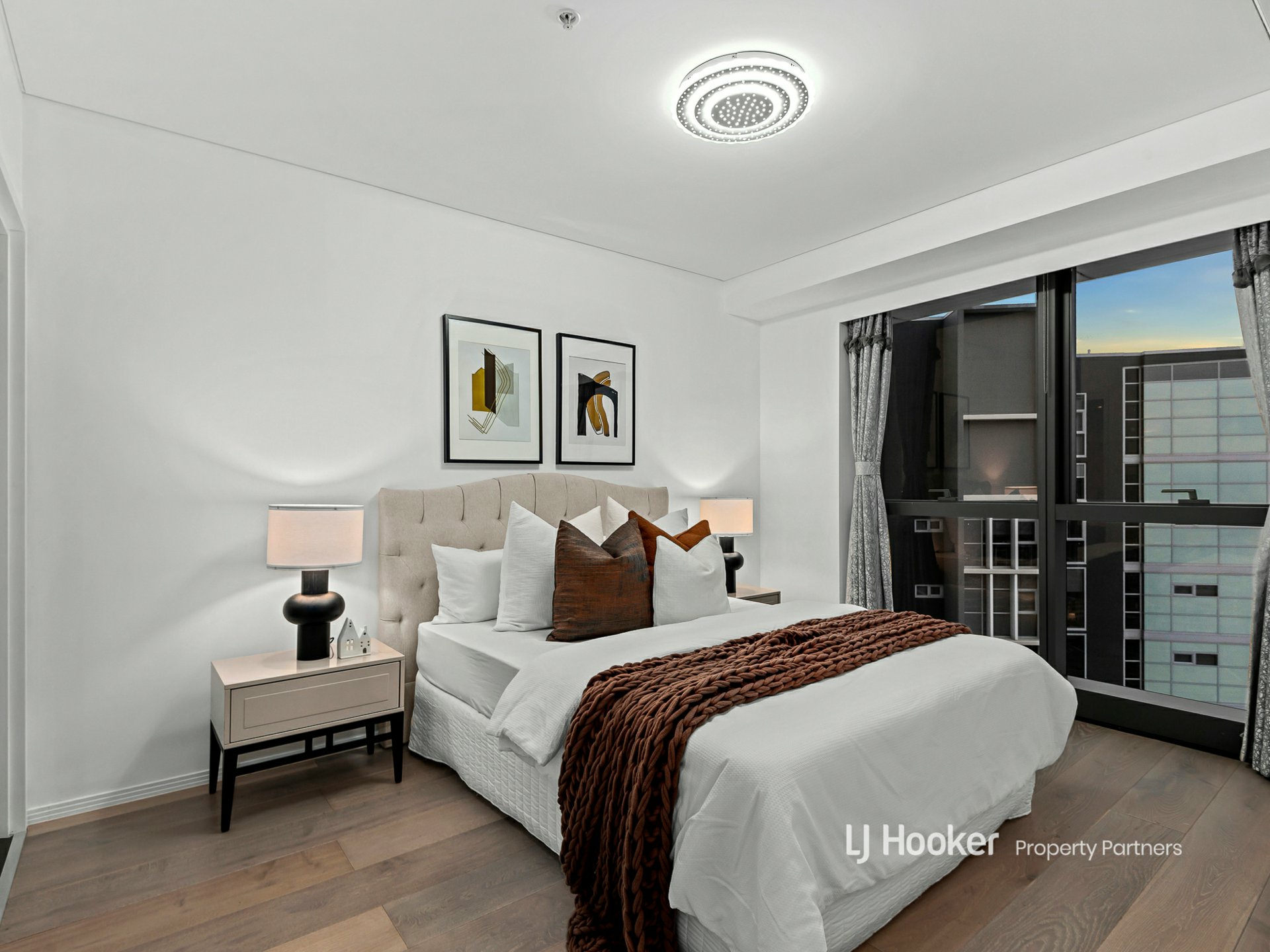 4202/501 Adelaide Street, BRISBANE CITY