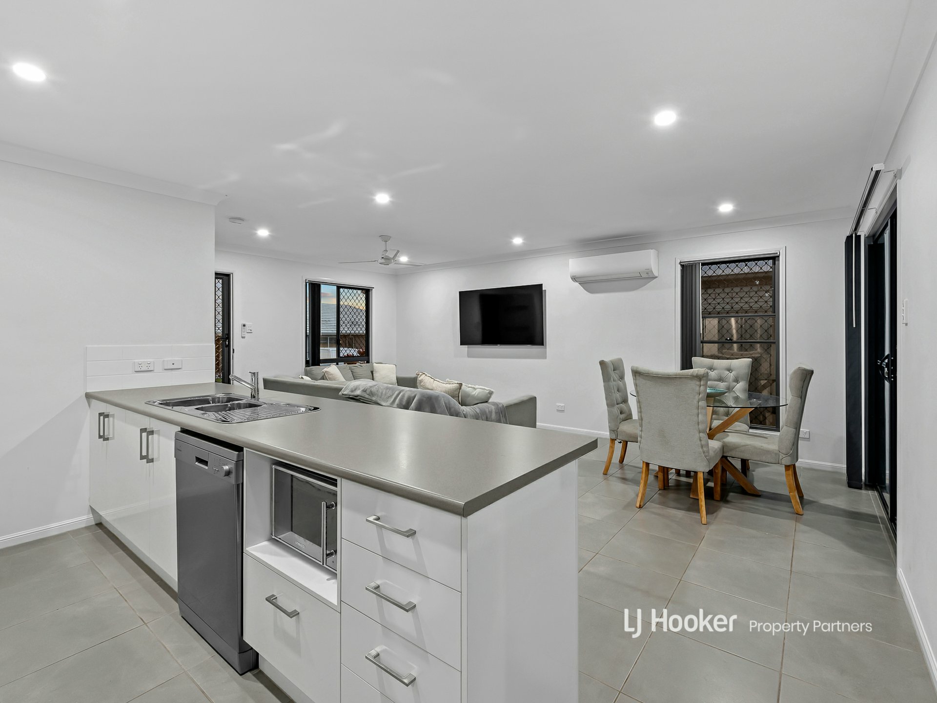 3 Ironbark Avenue, PARK RIDGE