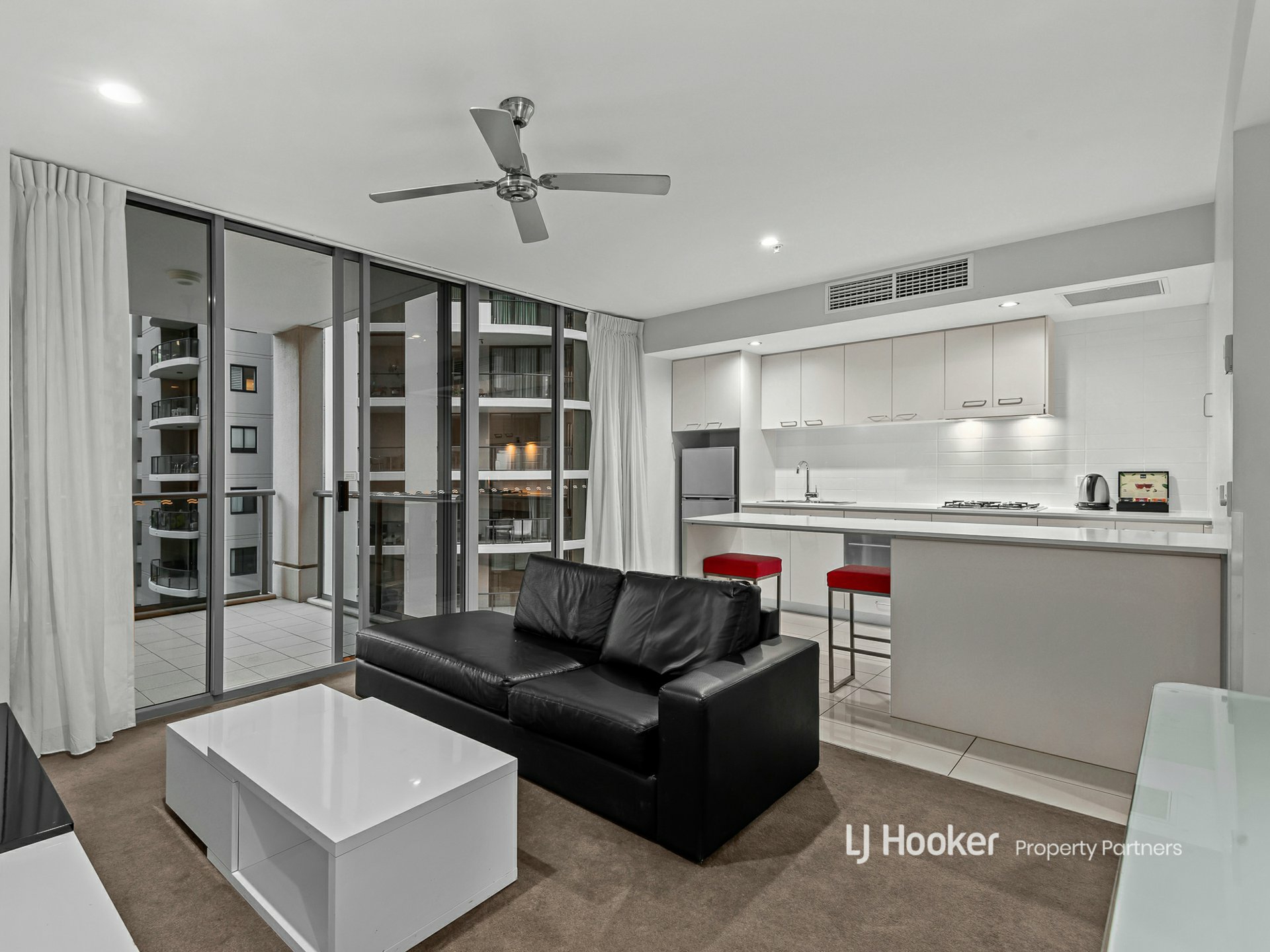 1201/127 Charlotte Street, BRISBANE CITY