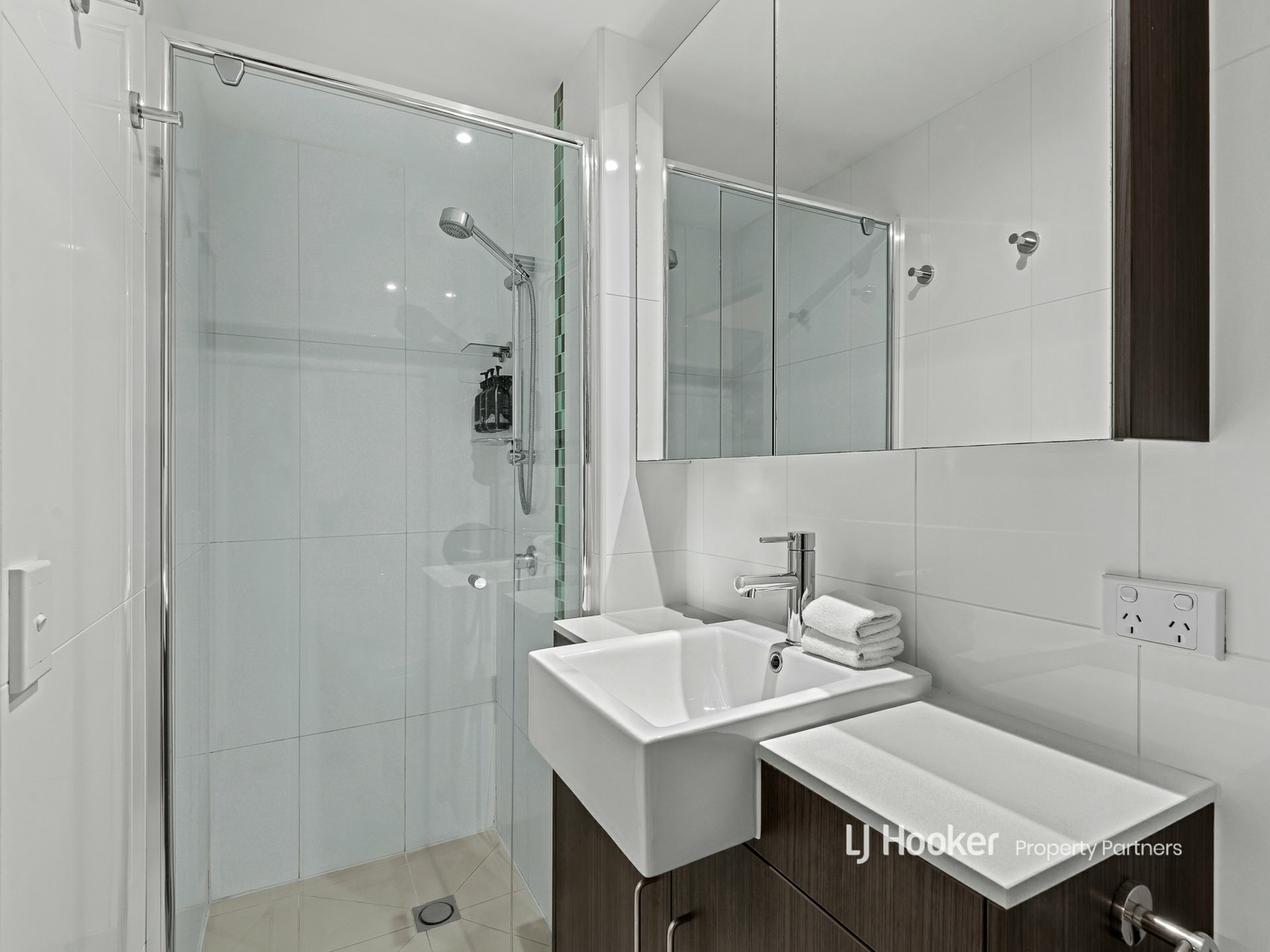1201/127 Charlotte Street, BRISBANE CITY