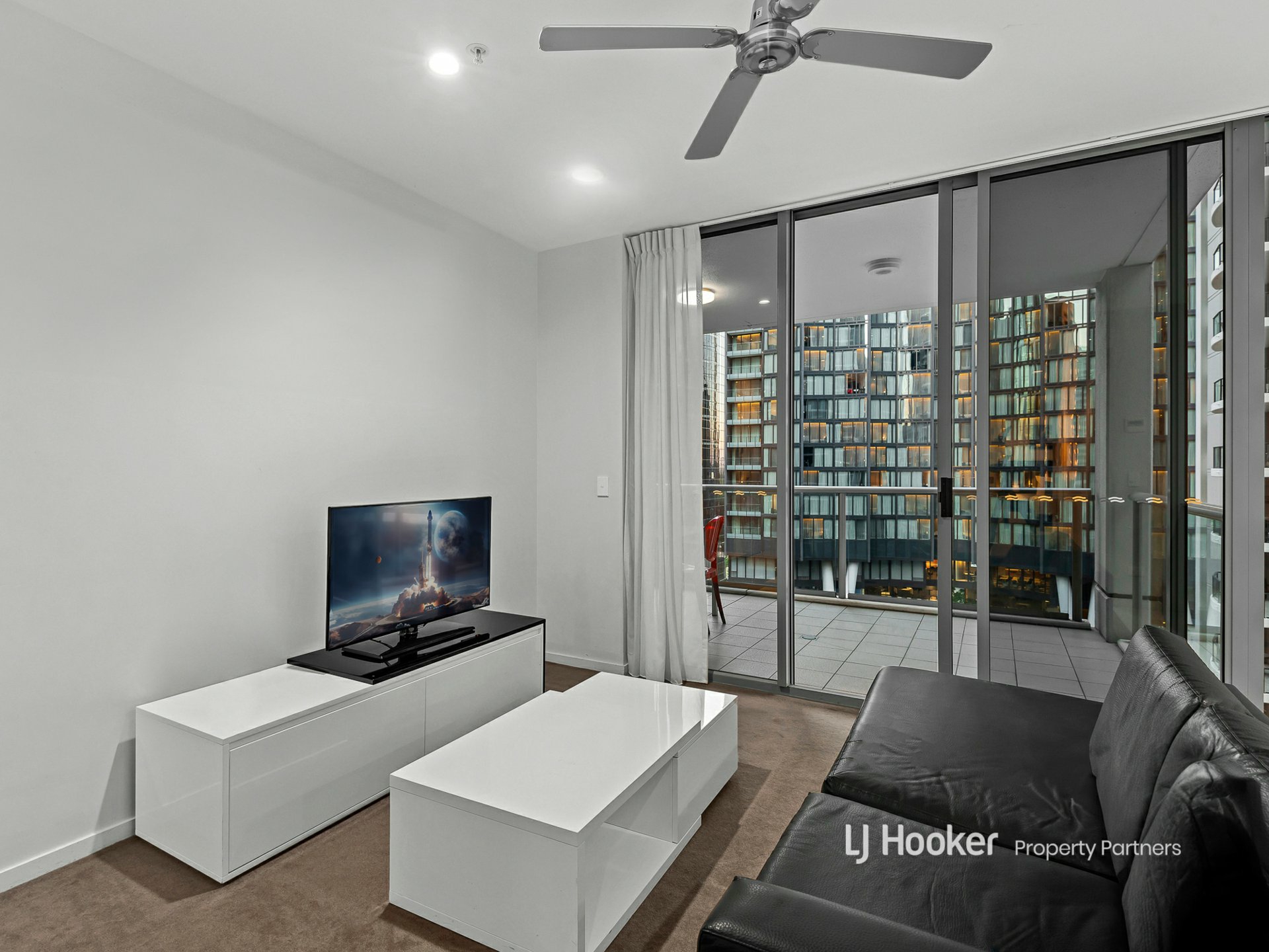 1201/127 Charlotte Street, BRISBANE CITY