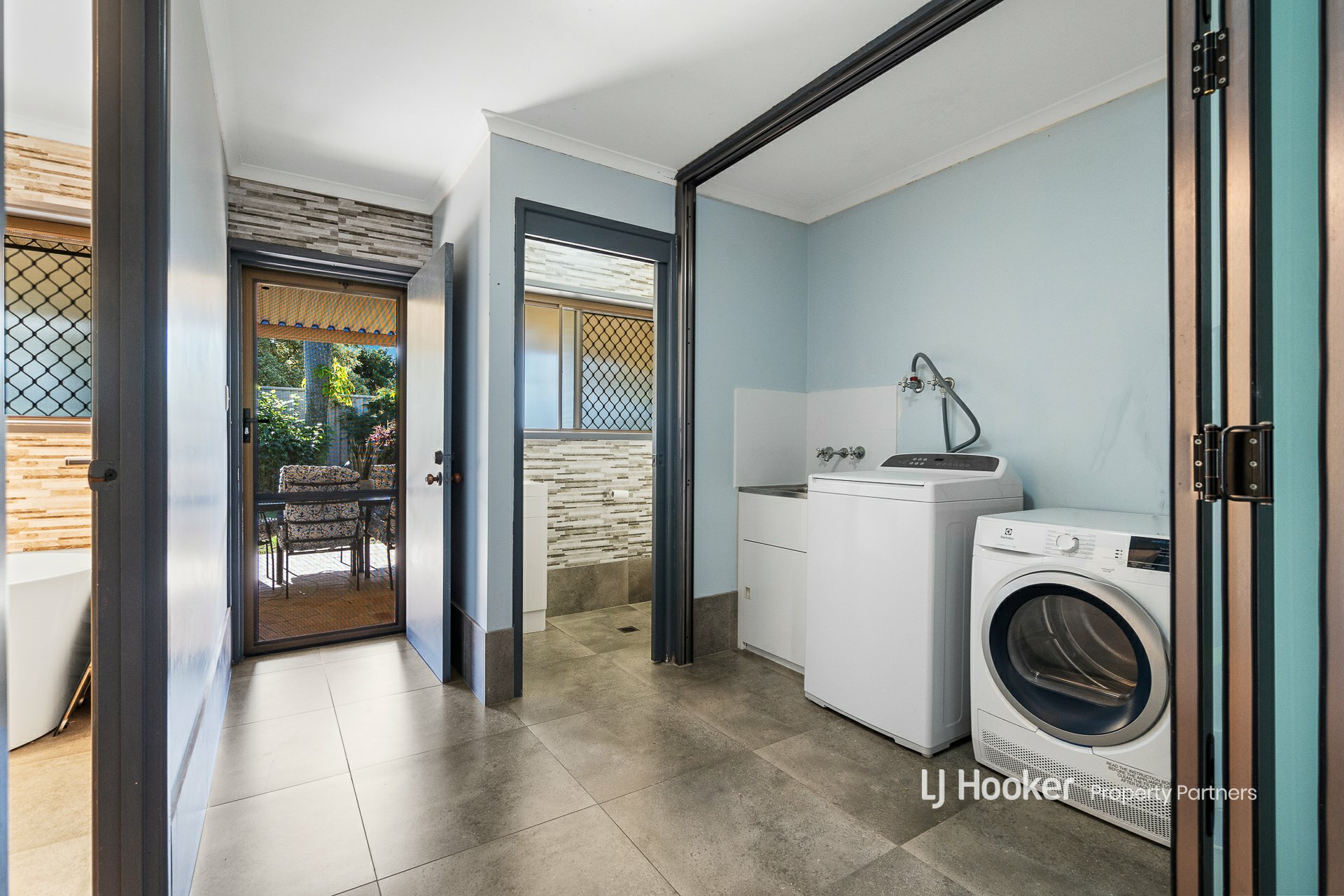 5 Sunglow Court, SUNNYBANK HILLS