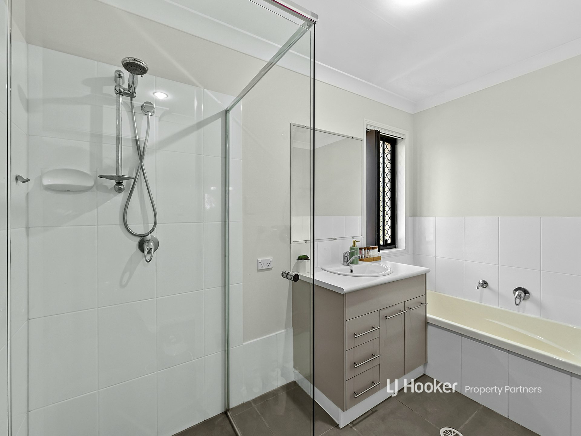 4 Everest Street, SUNNYBANK