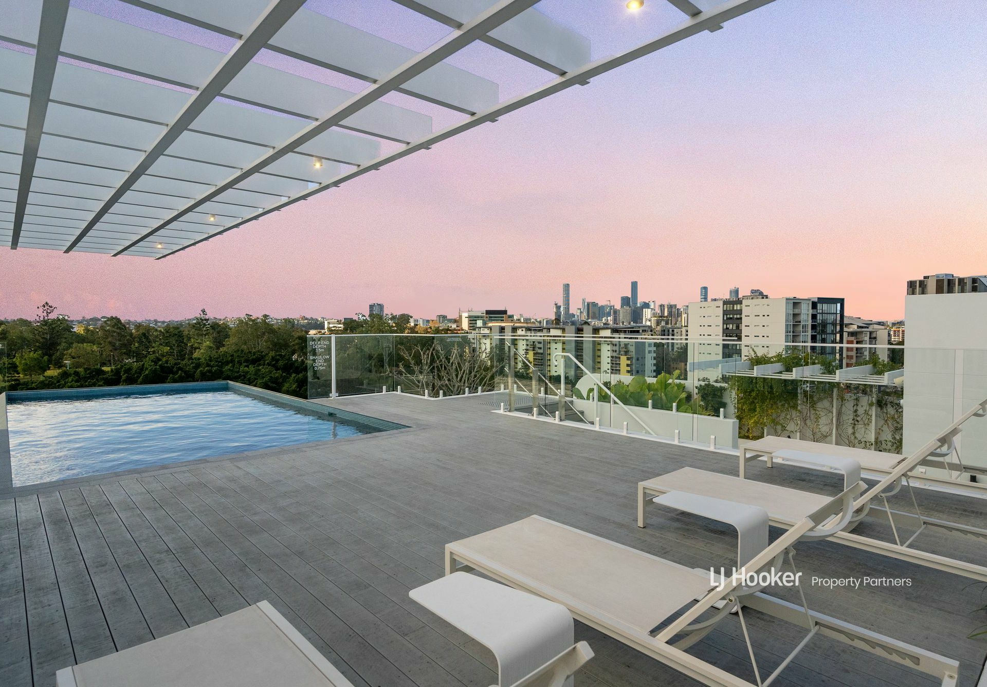 902/36 Sylvan Road, TOOWONG