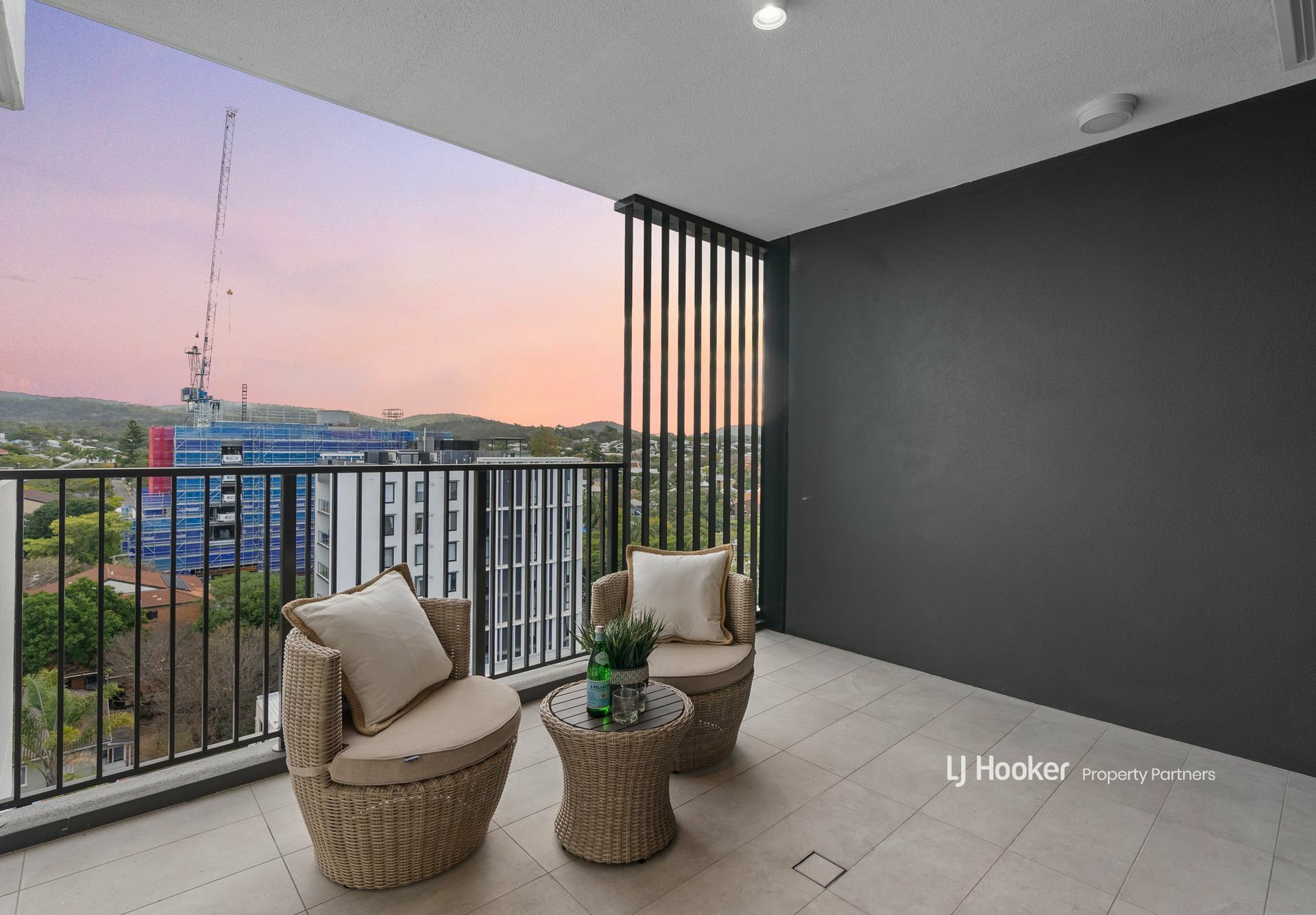 902/36 Sylvan Road, TOOWONG
