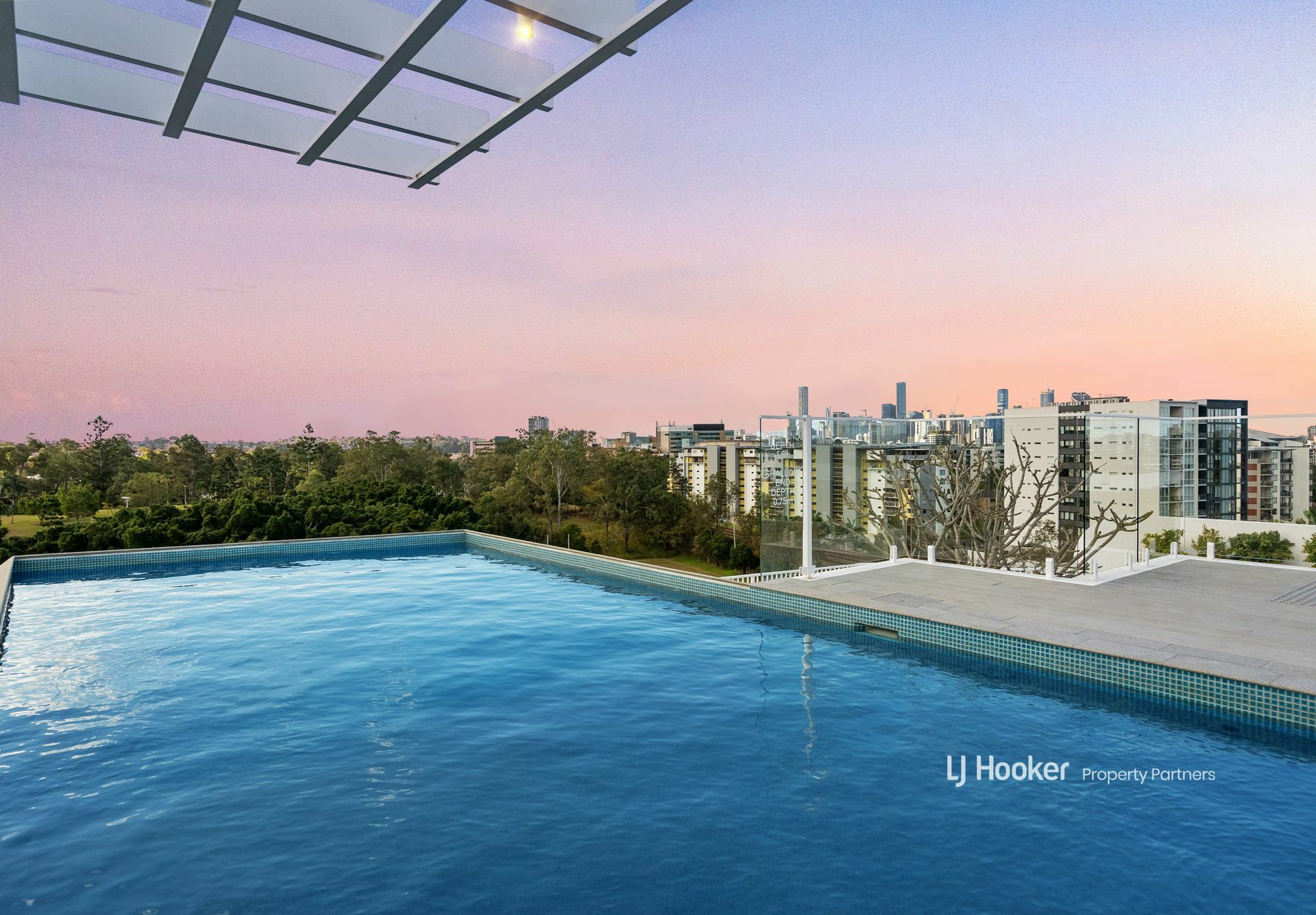 902/36 Sylvan Road, TOOWONG