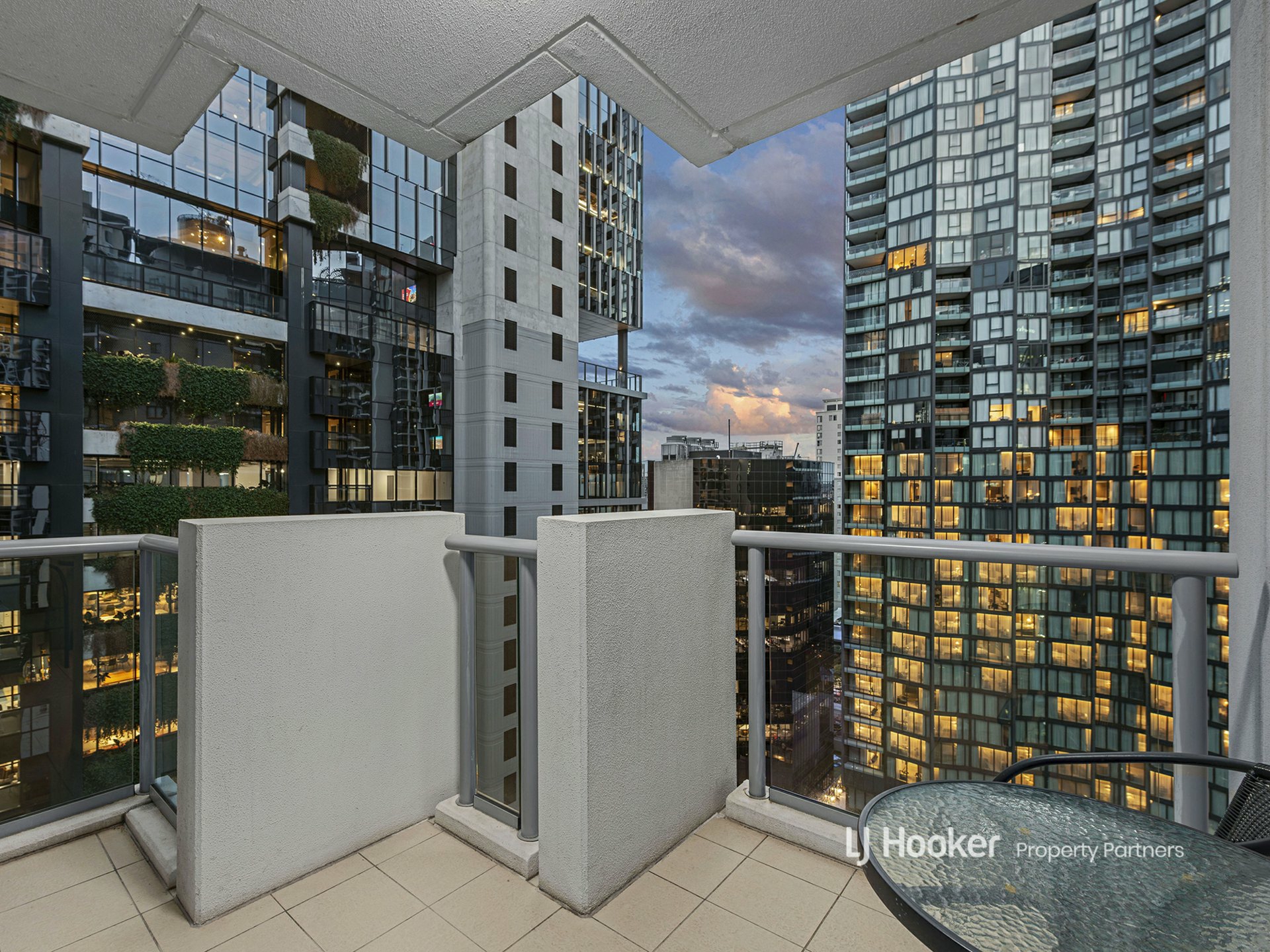 1906/127 Charlotte Street, BRISBANE CITY