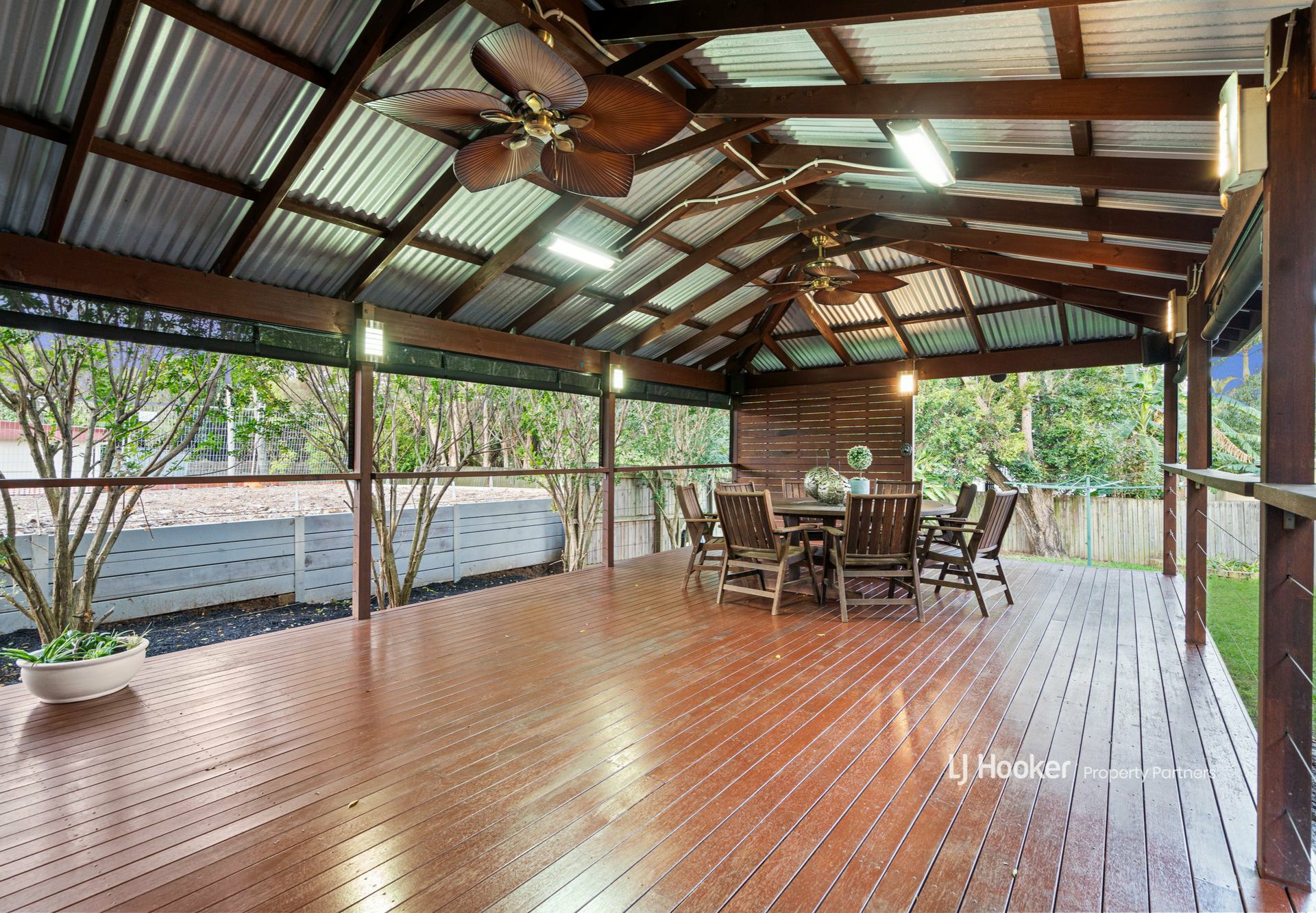 22 Saint Patrick Avenue, KURABY