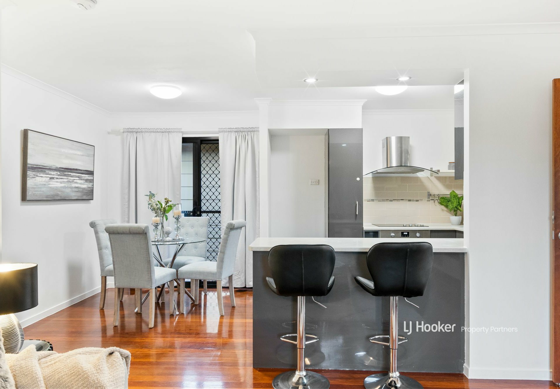 22 Saint Patrick Avenue, KURABY