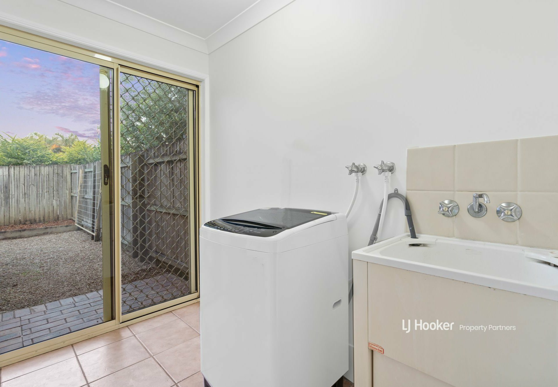 8/37 Landseer Street, SUNNYBANK HILLS