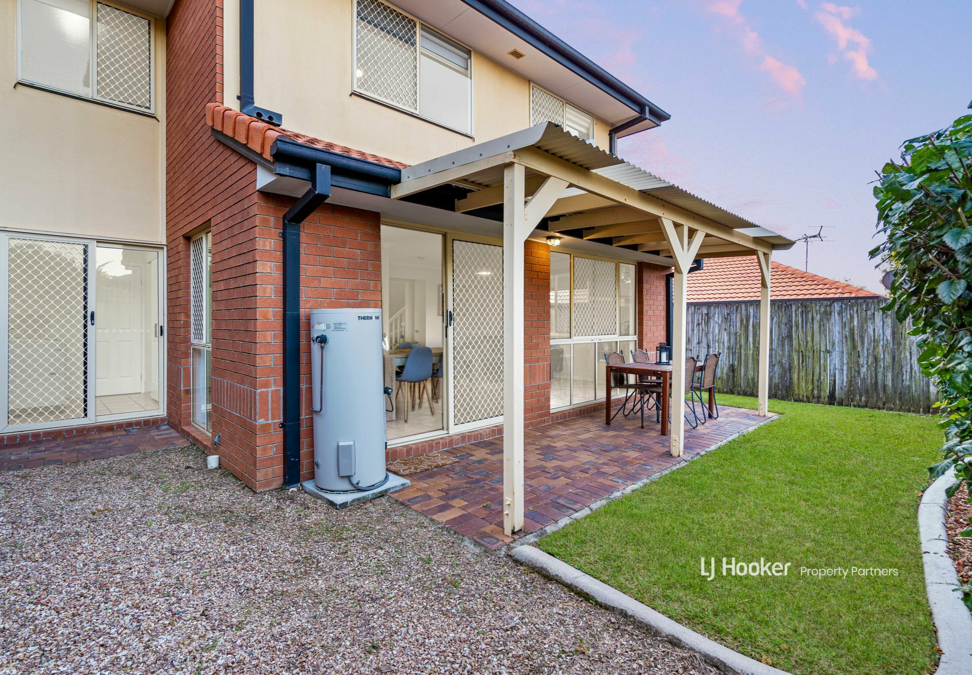 8/37 Landseer Street, SUNNYBANK HILLS