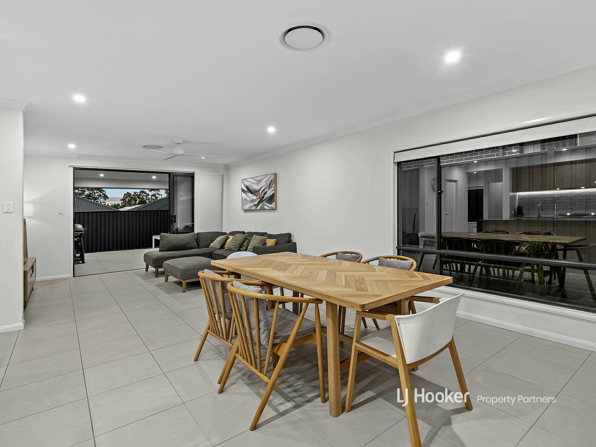 12 Grevillea Way, PARK RIDGE