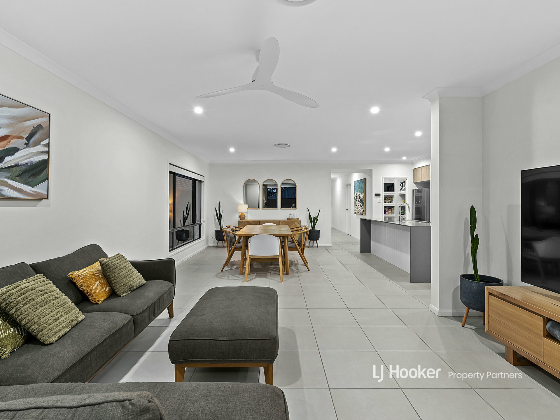 12 Grevillea Way, PARK RIDGE