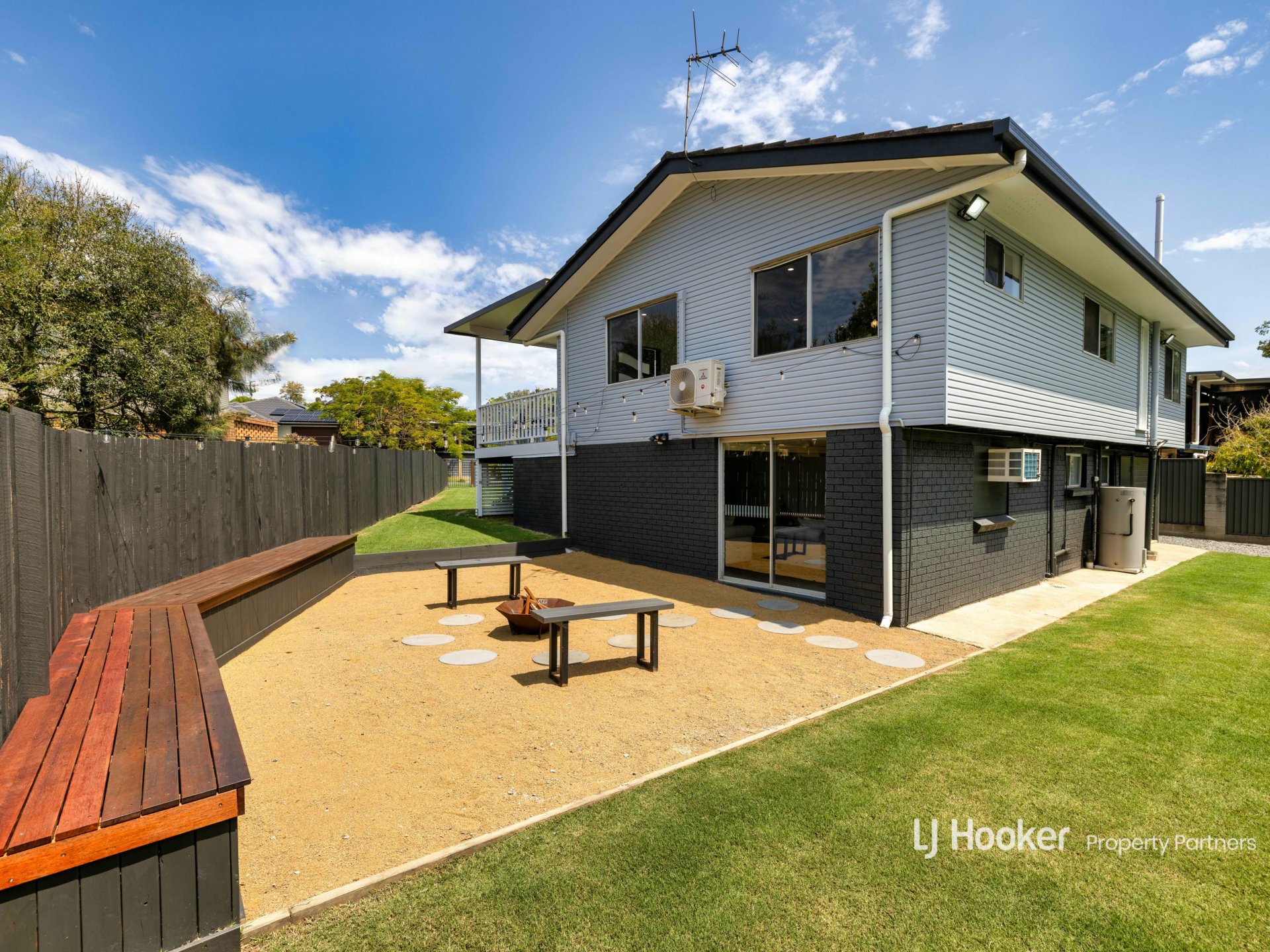 82 Goman Street, SUNNYBANK HILLS