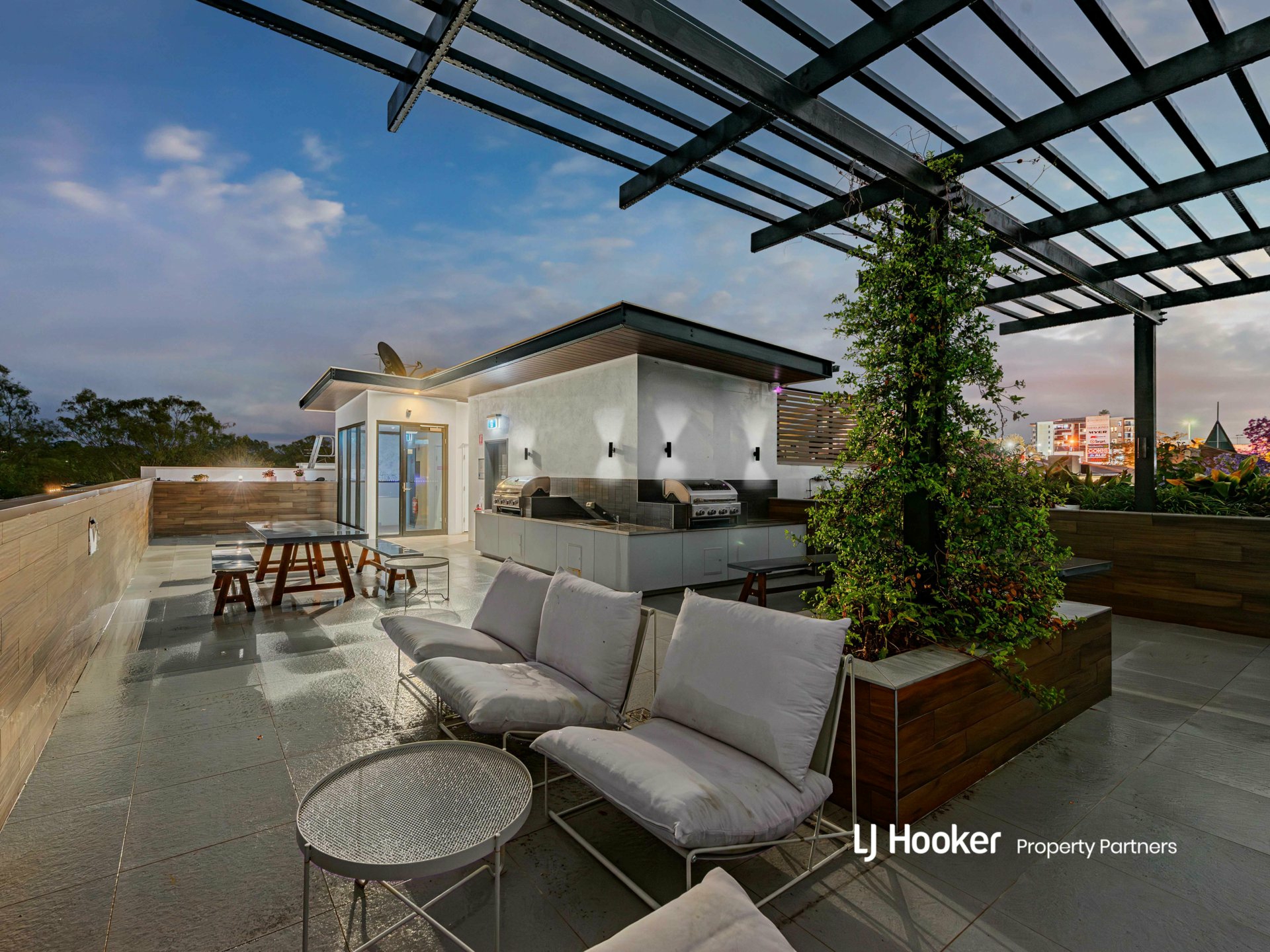 5/11 Priory Street, INDOOROOPILLY