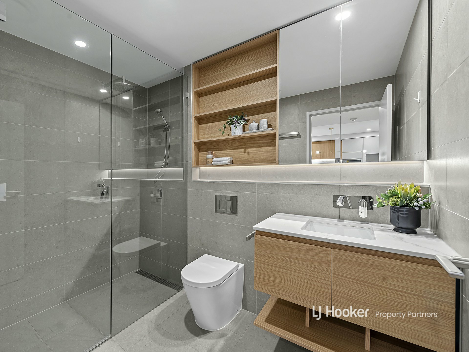 5/11 Priory Street, INDOOROOPILLY