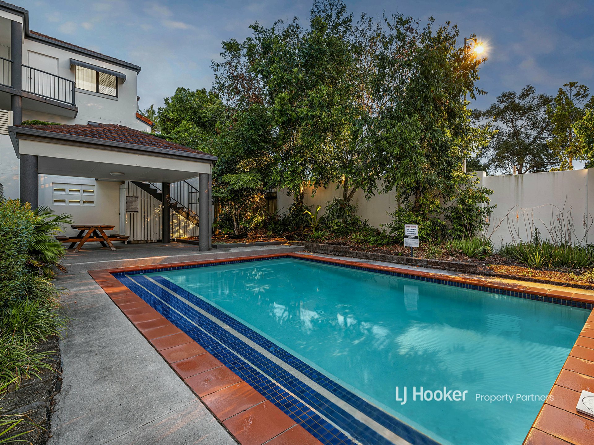 10/11-15 Dansie Street, GREENSLOPES