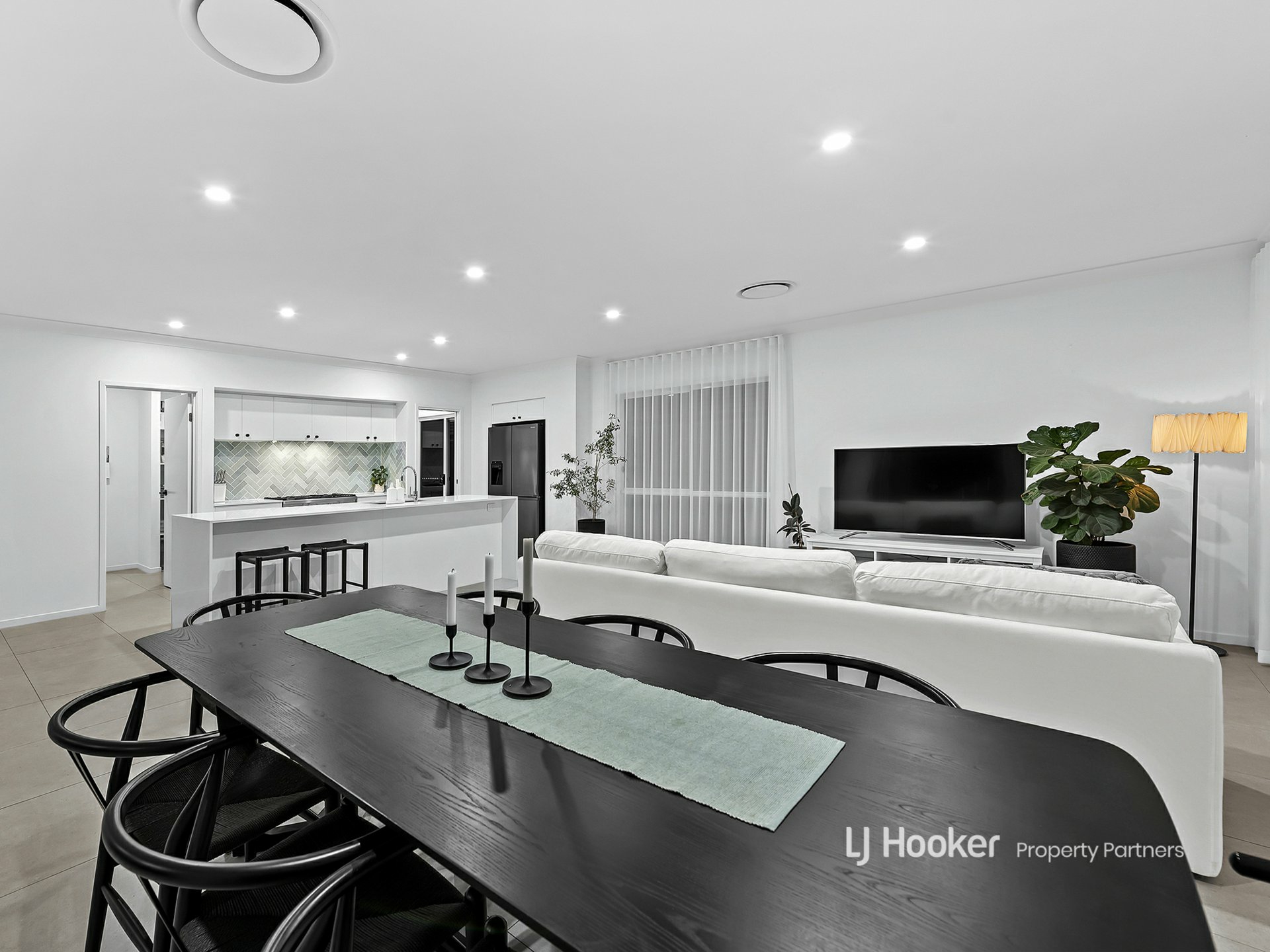 53 Davidson Circuit, PARK RIDGE