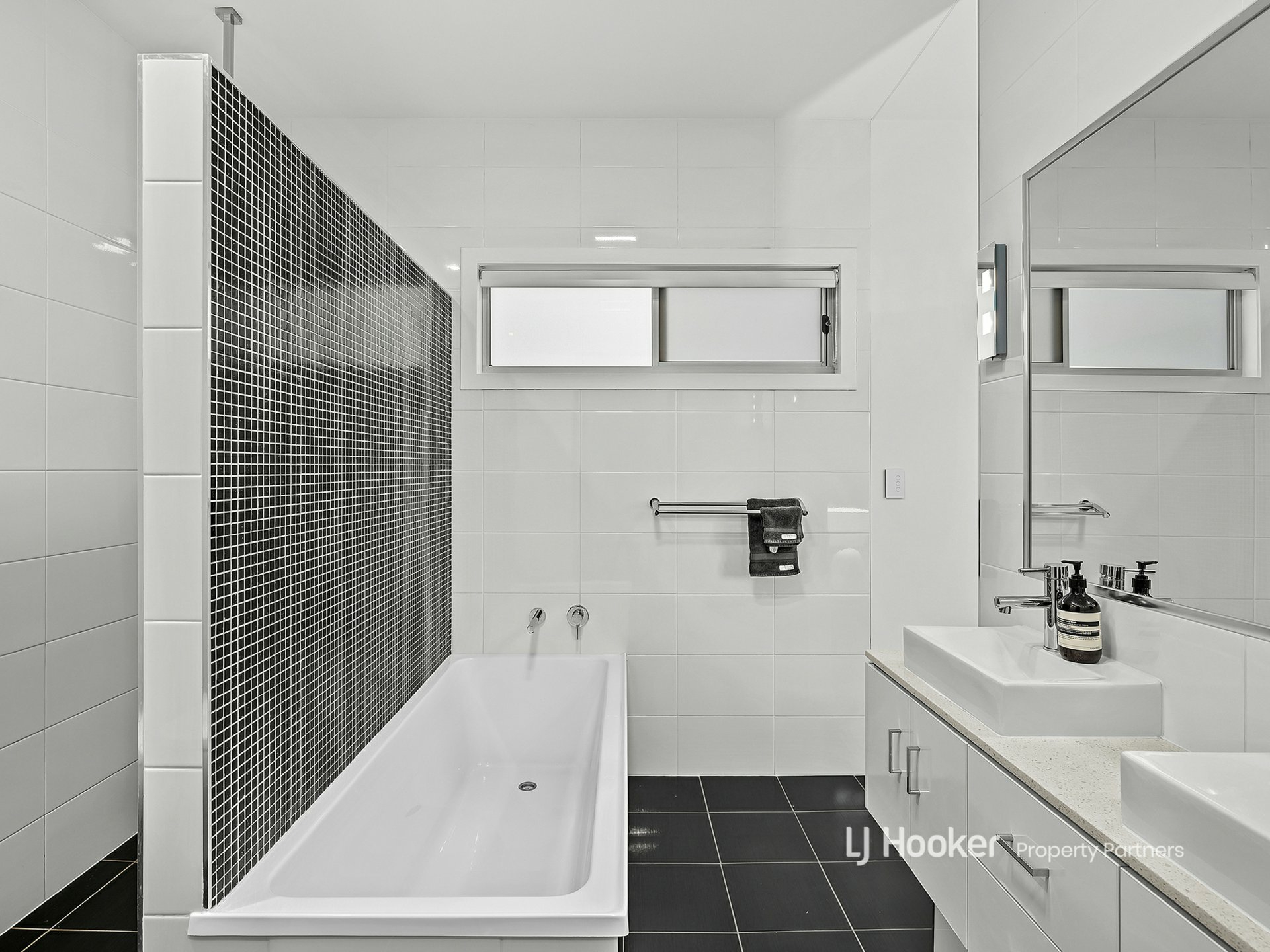36 Mulsanne Street, HOLLAND PARK WEST