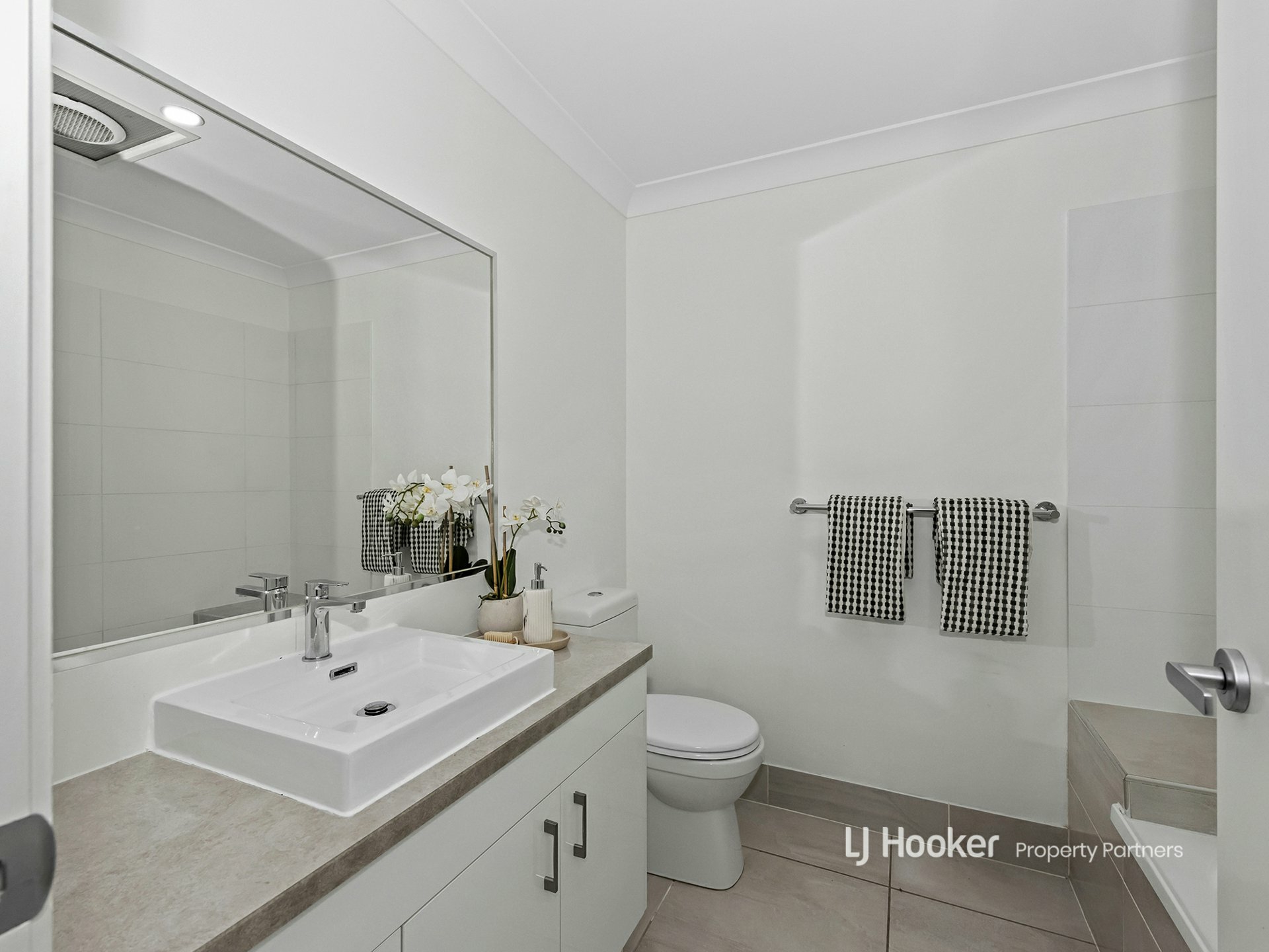 74/80 Coora Street, WISHART