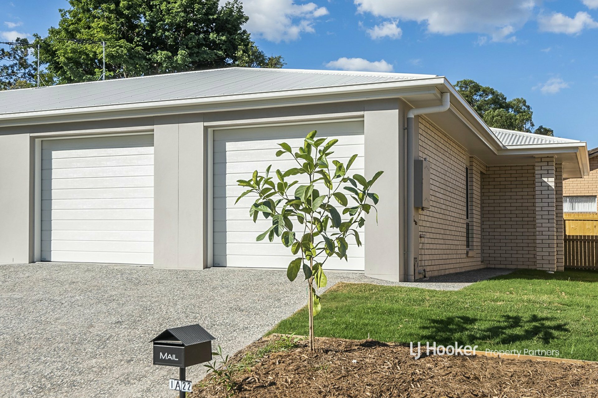 1 & 2/22A Monash Road, LOGANLEA