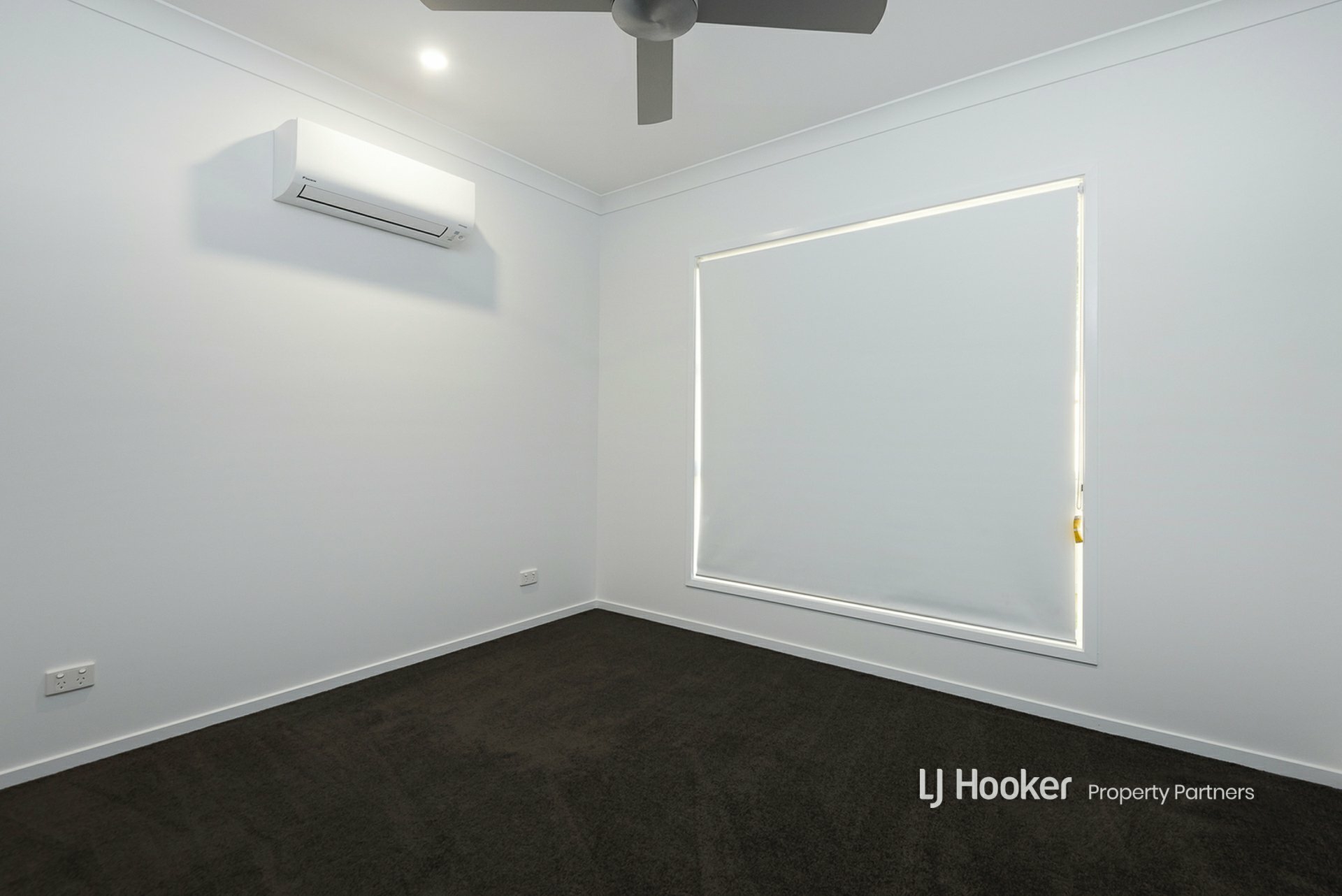 1 & 2/22A Monash Road, LOGANLEA