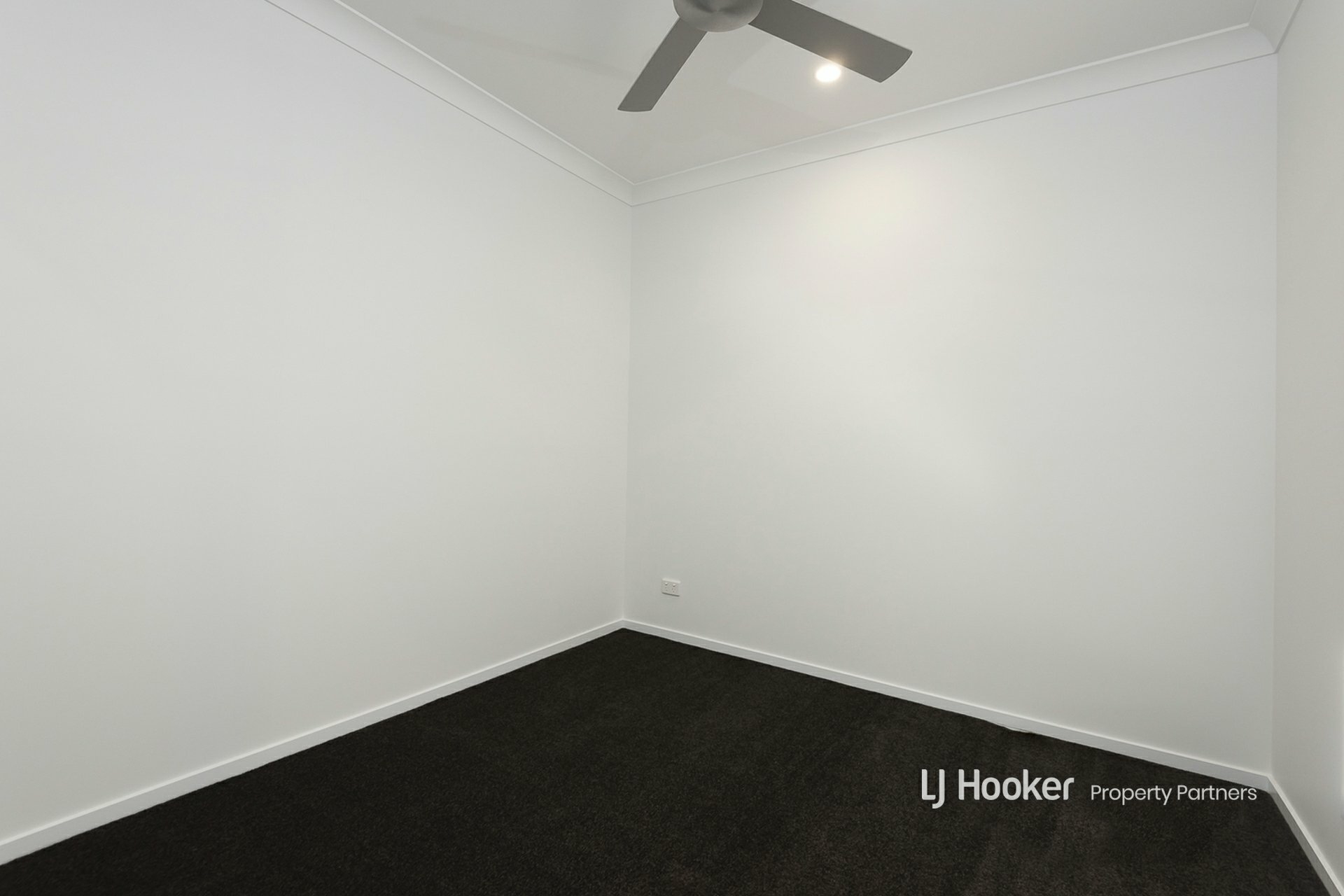 1 & 2/22A Monash Road, LOGANLEA