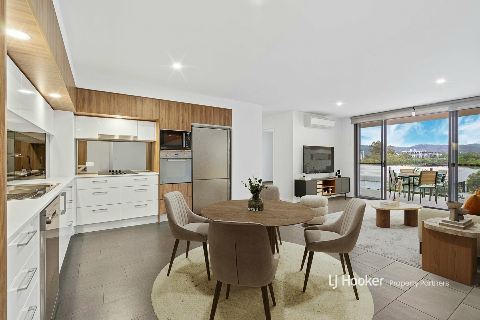 415/16 Beesley Street, WEST END