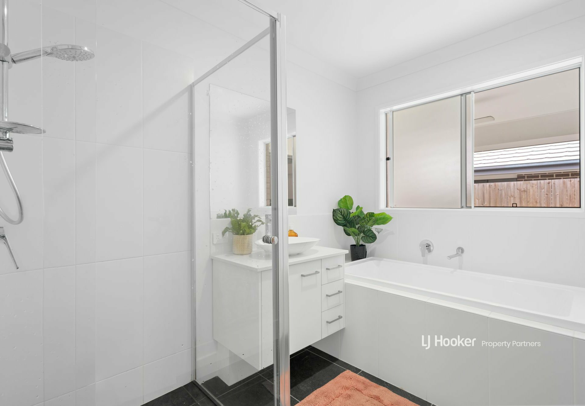 24 Randwick Avenue, LOGAN RESERVE