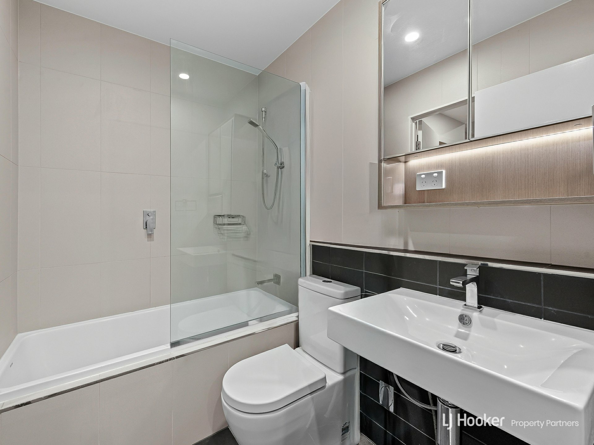 304/3 Grout Street, MACGREGOR