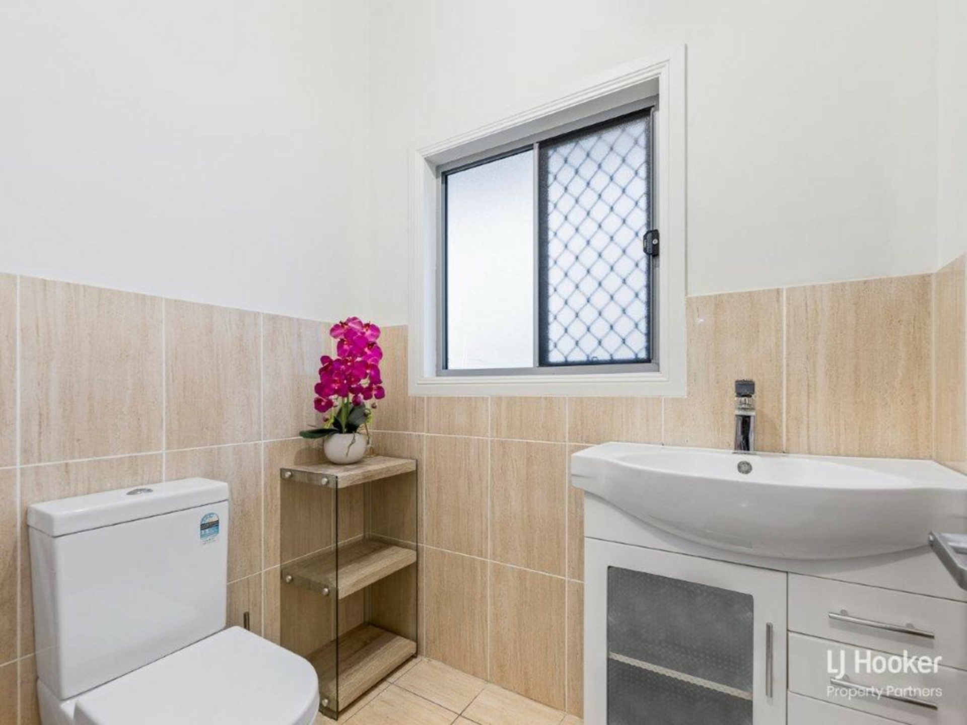 19 Taylor Place, MACKENZIE